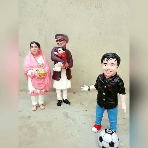 Family figurines of narendra modi and his 3D print model