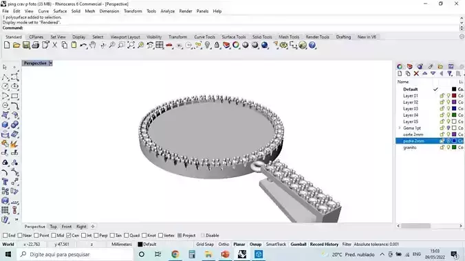 Picture frame Iced round pendant with hoop