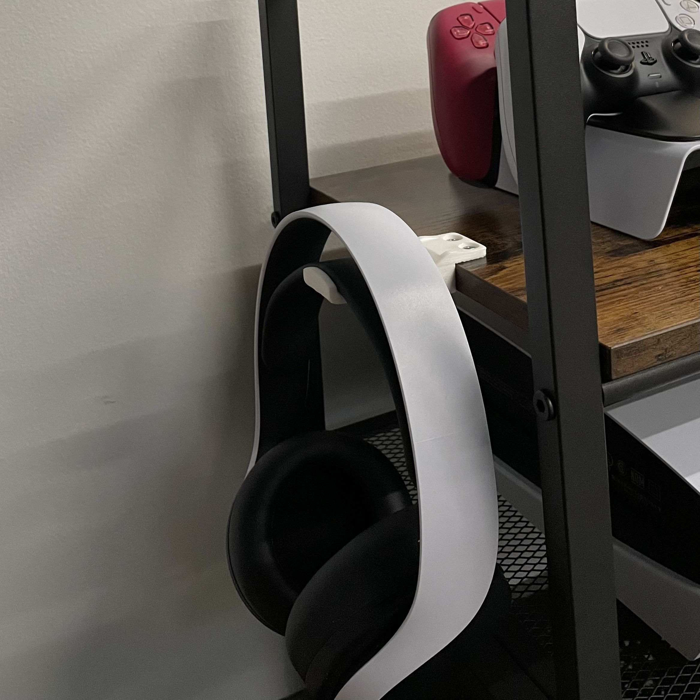 Headset Holder - Designed specifically for PS5 Free 3D print model_1