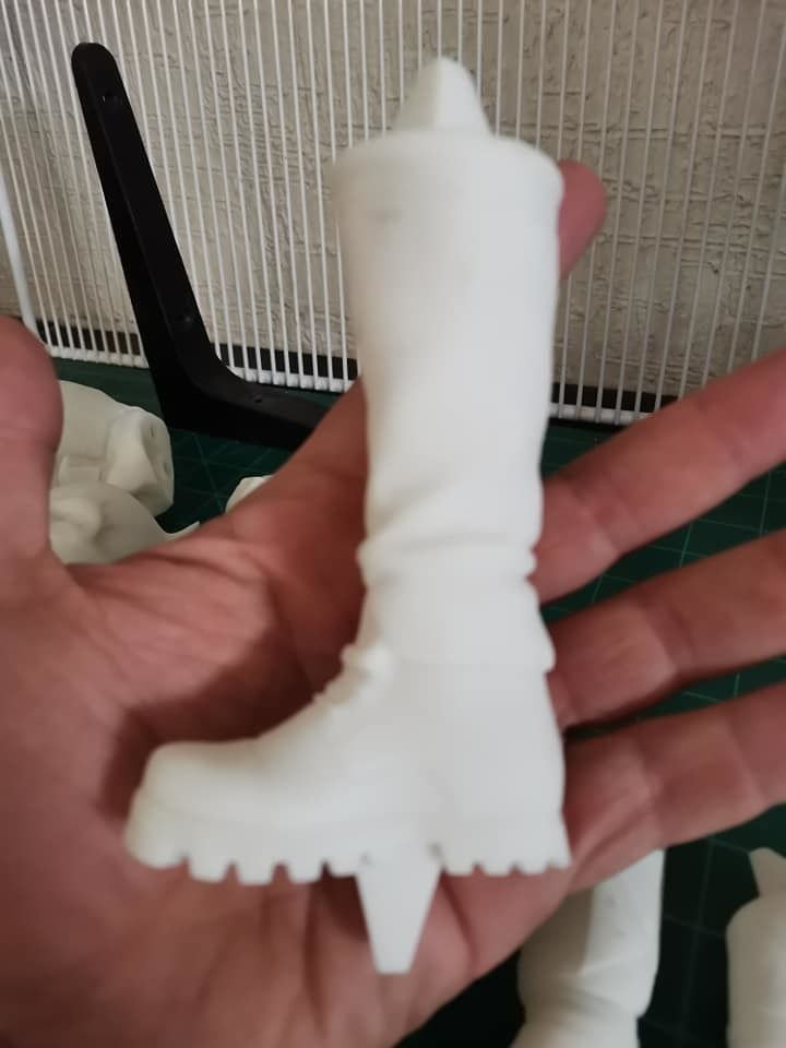 The Batman statue 3D print model_11