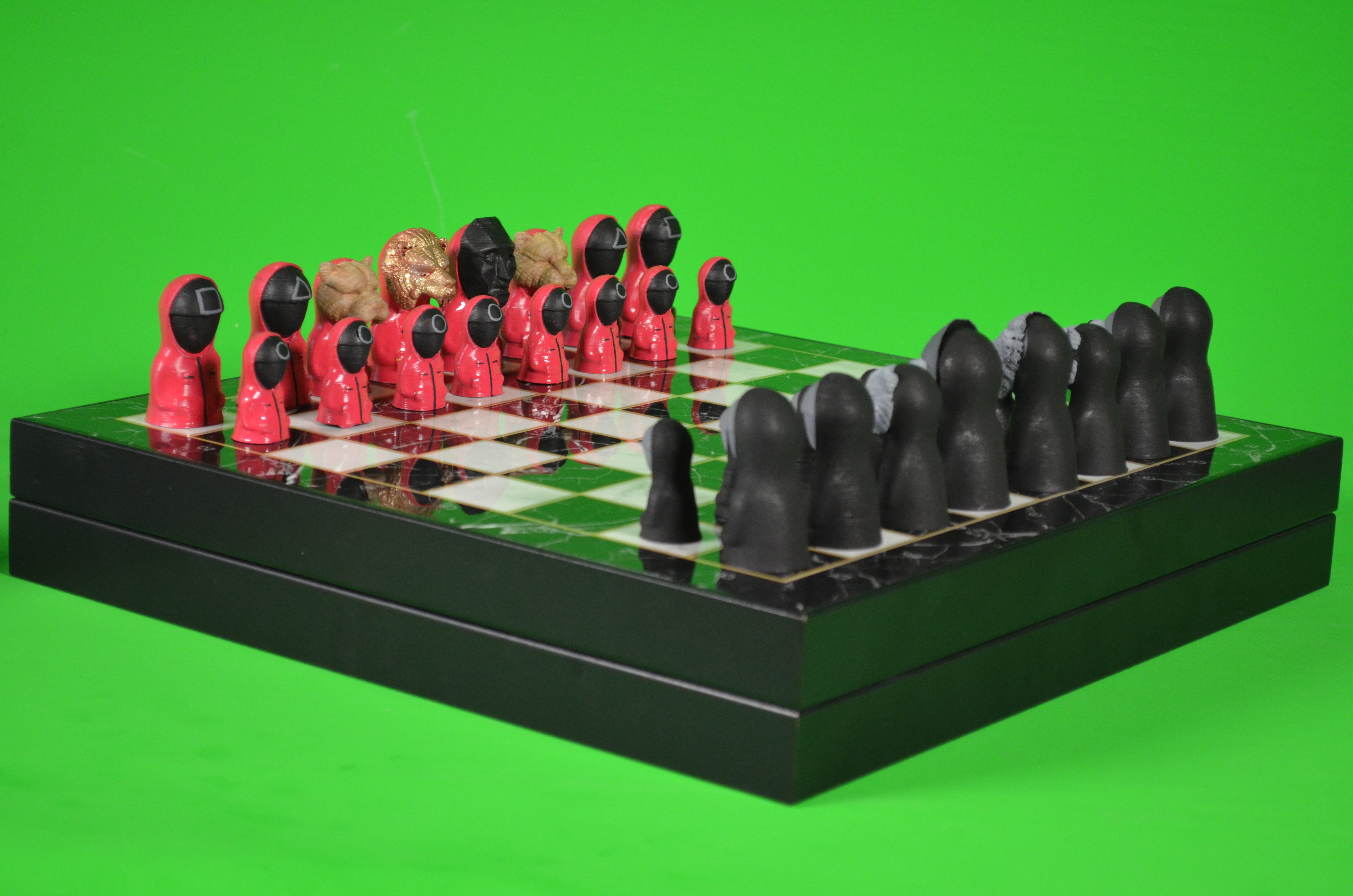 Squid Game Characters Chess Set-Squid Game Vip Mask Chess Set 3D print model_0