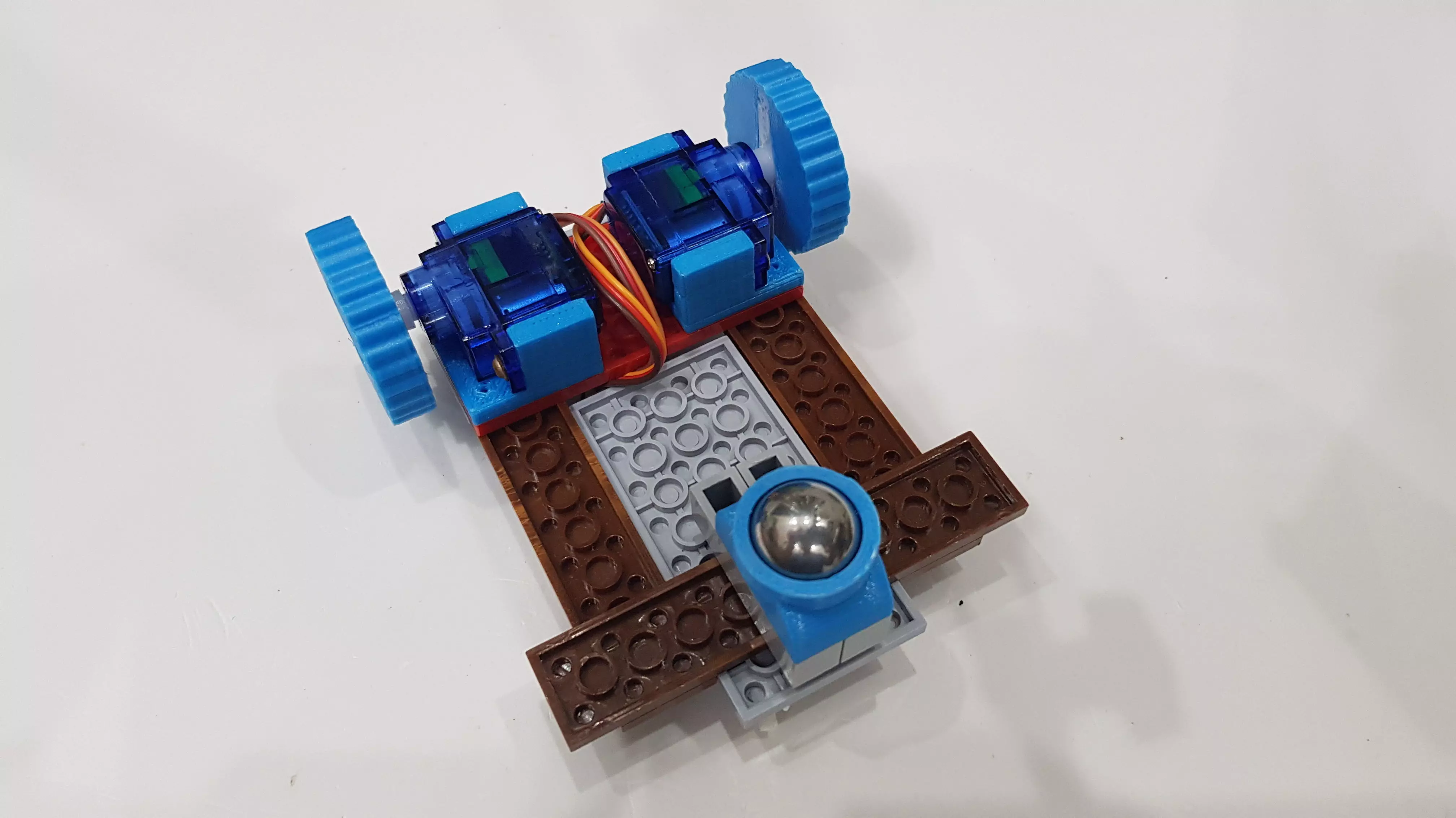 Lego robot - Lego servo mount and lego omnidirectional wheel 3D print model
