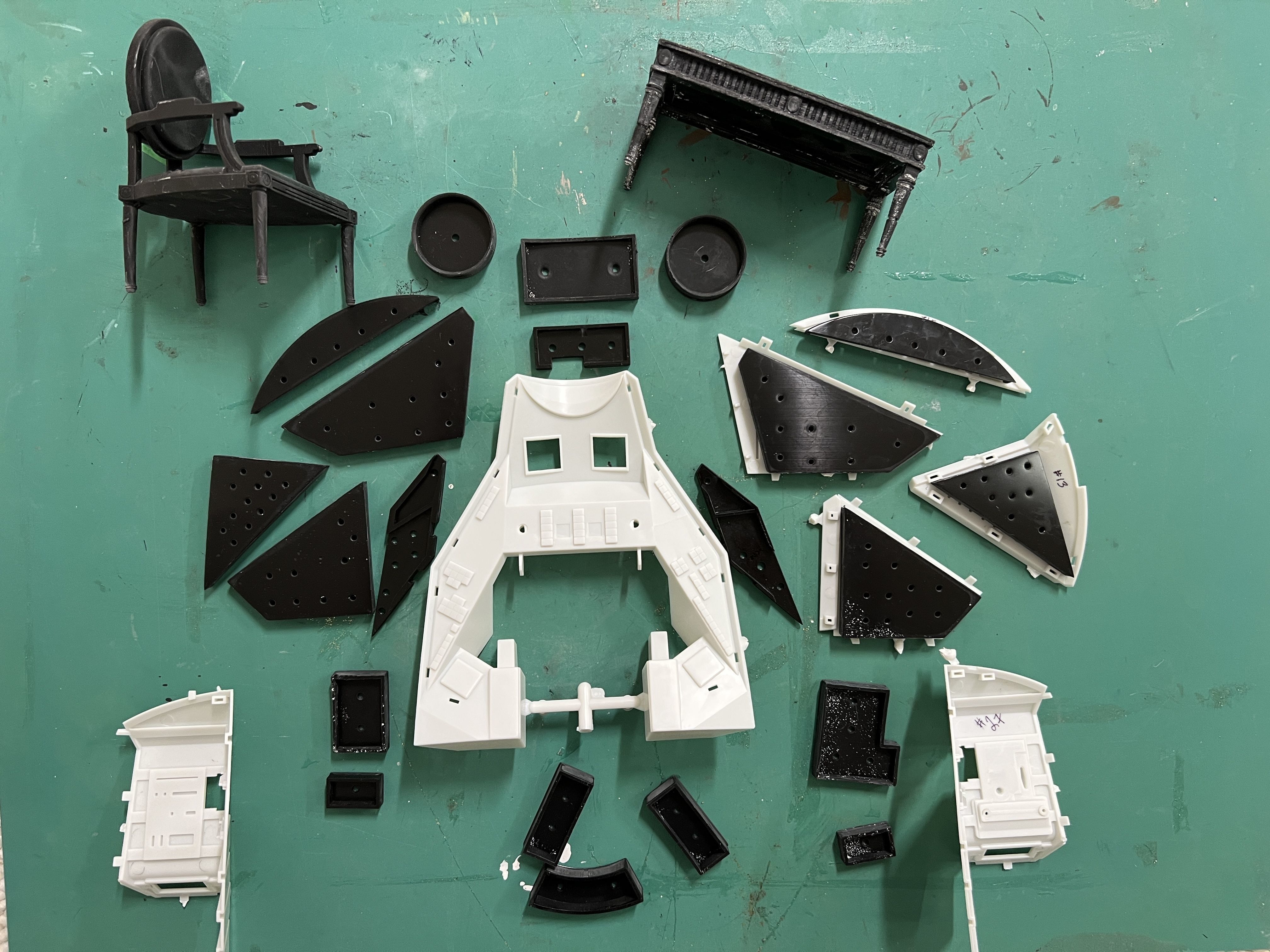 Moebius 2001 A Space Odyssey EVA Pod Light Box Kit 3D Files 3D print model_1