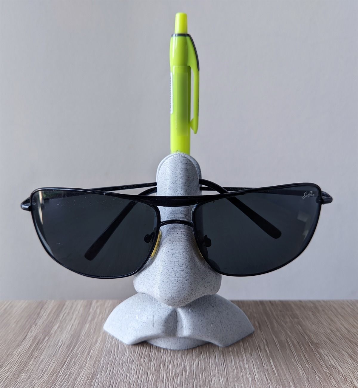 Printable Eyeglass Pen Holder 3D print model_1