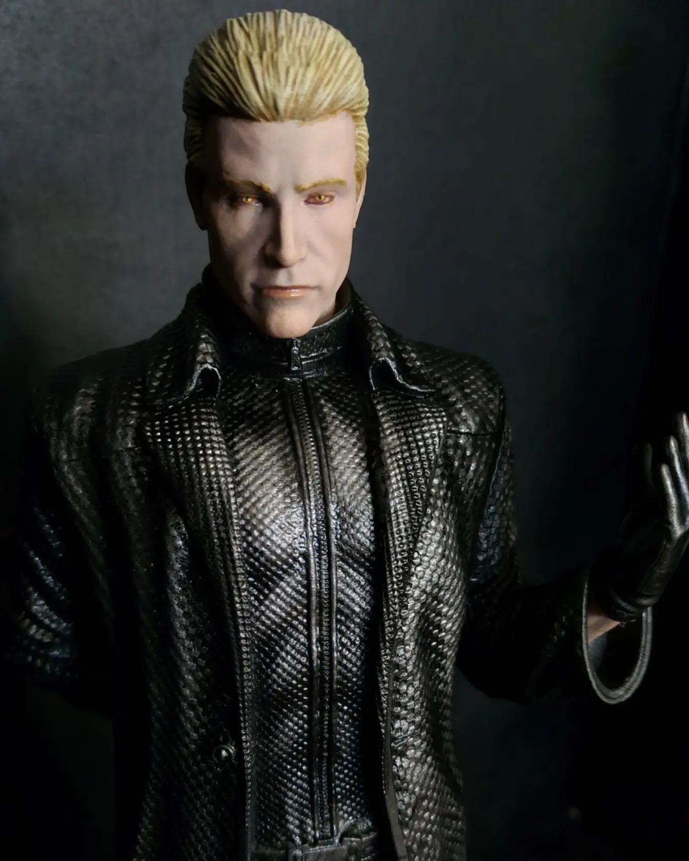 Wesker Resident Evil 5 3D print model_8