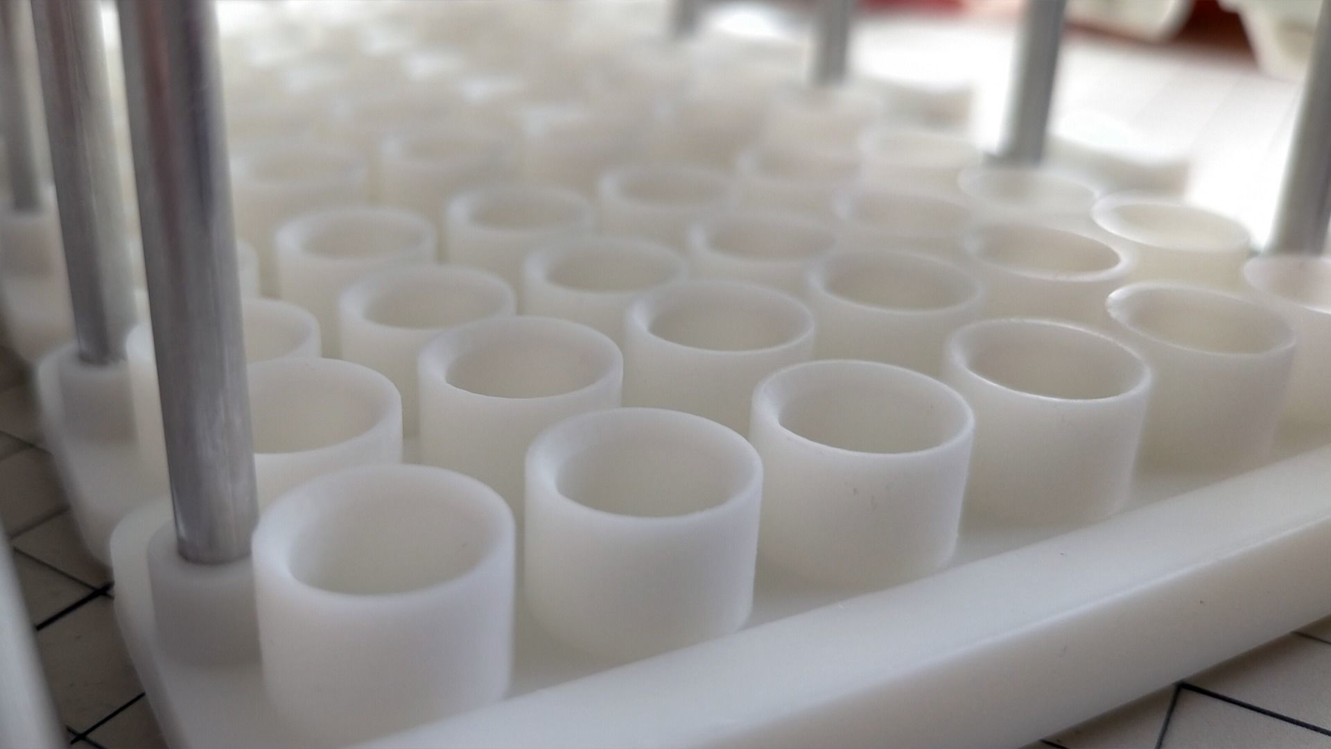 Color pencil stand 3D print model_12