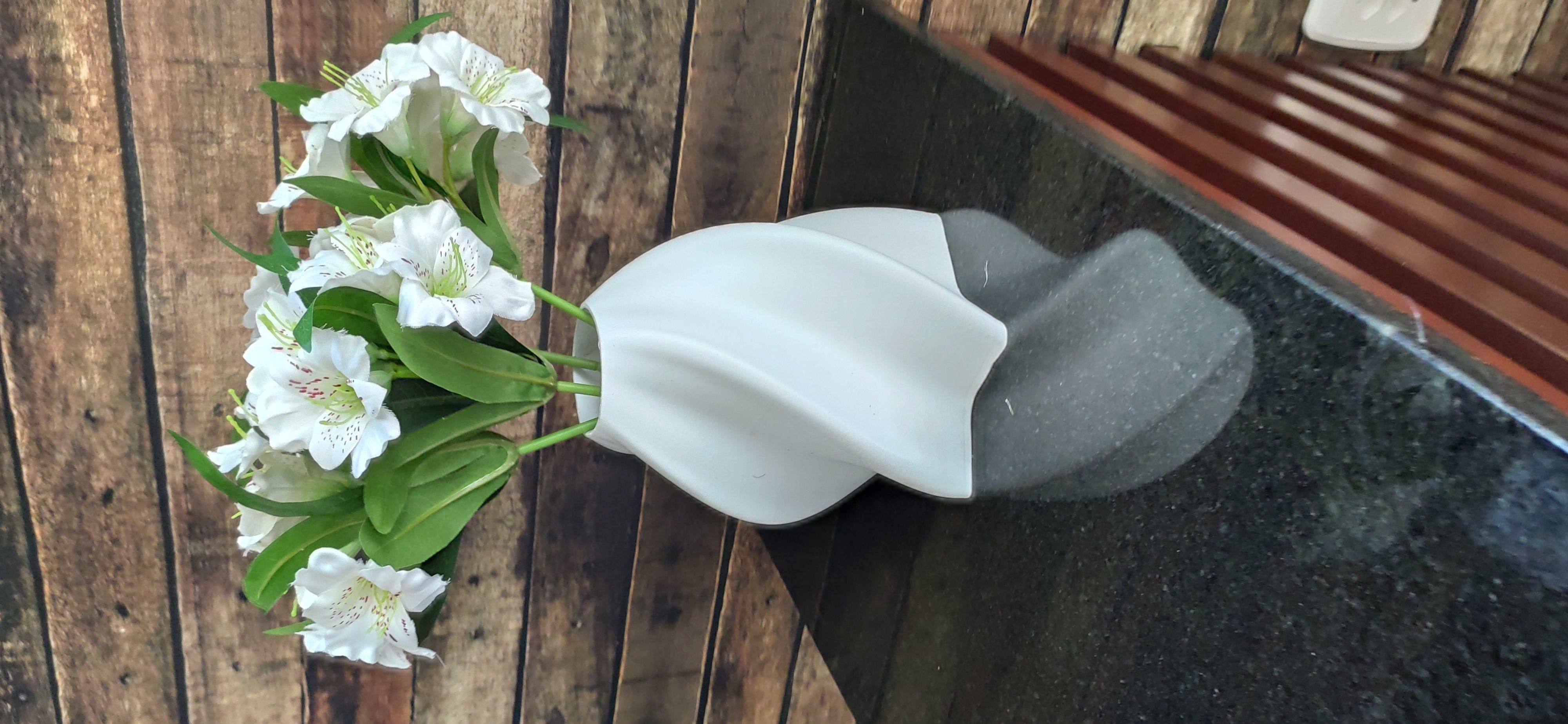 Decorative star vase for plants 3D print model_9