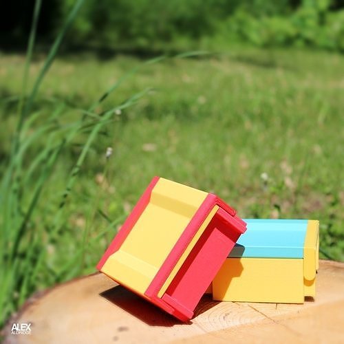 Weatherproof Locking Handle Storage Box 3D print model