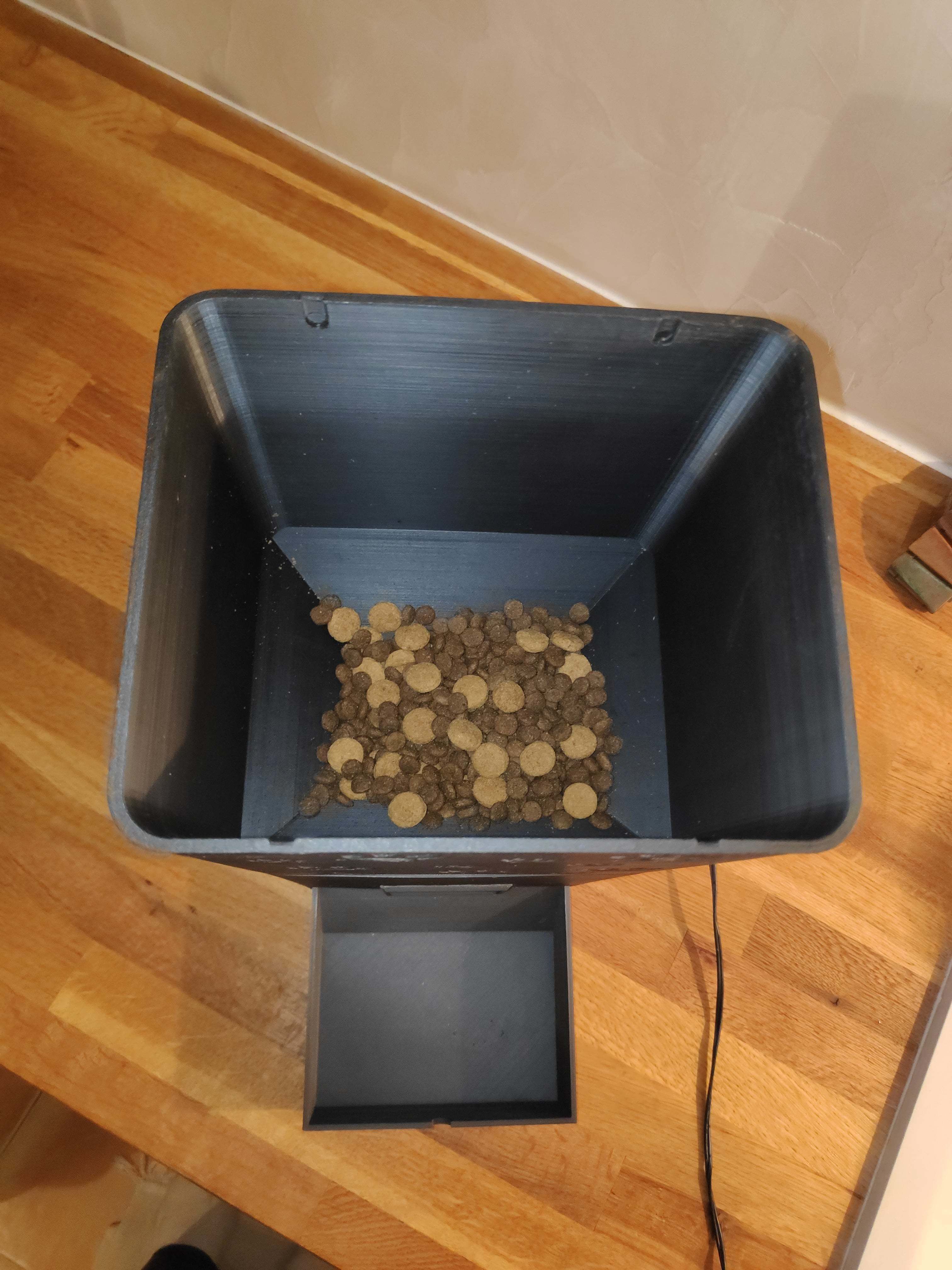 DISTRIBUTEUR DE CROQUETTES POUR CHATS - KIBBLE DISPENSER FOR CAT 3D print model_15