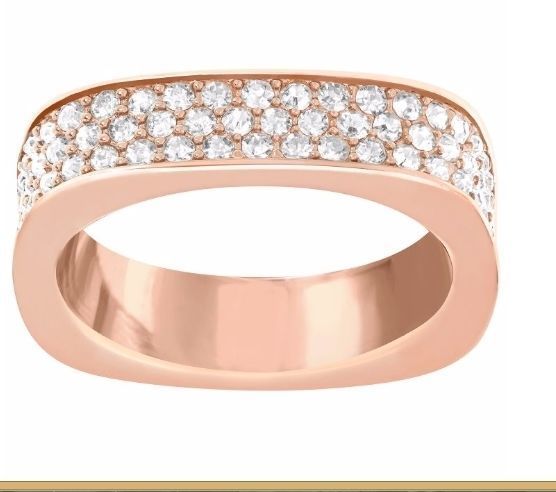 ring square swarovski with stones 3D print model_7