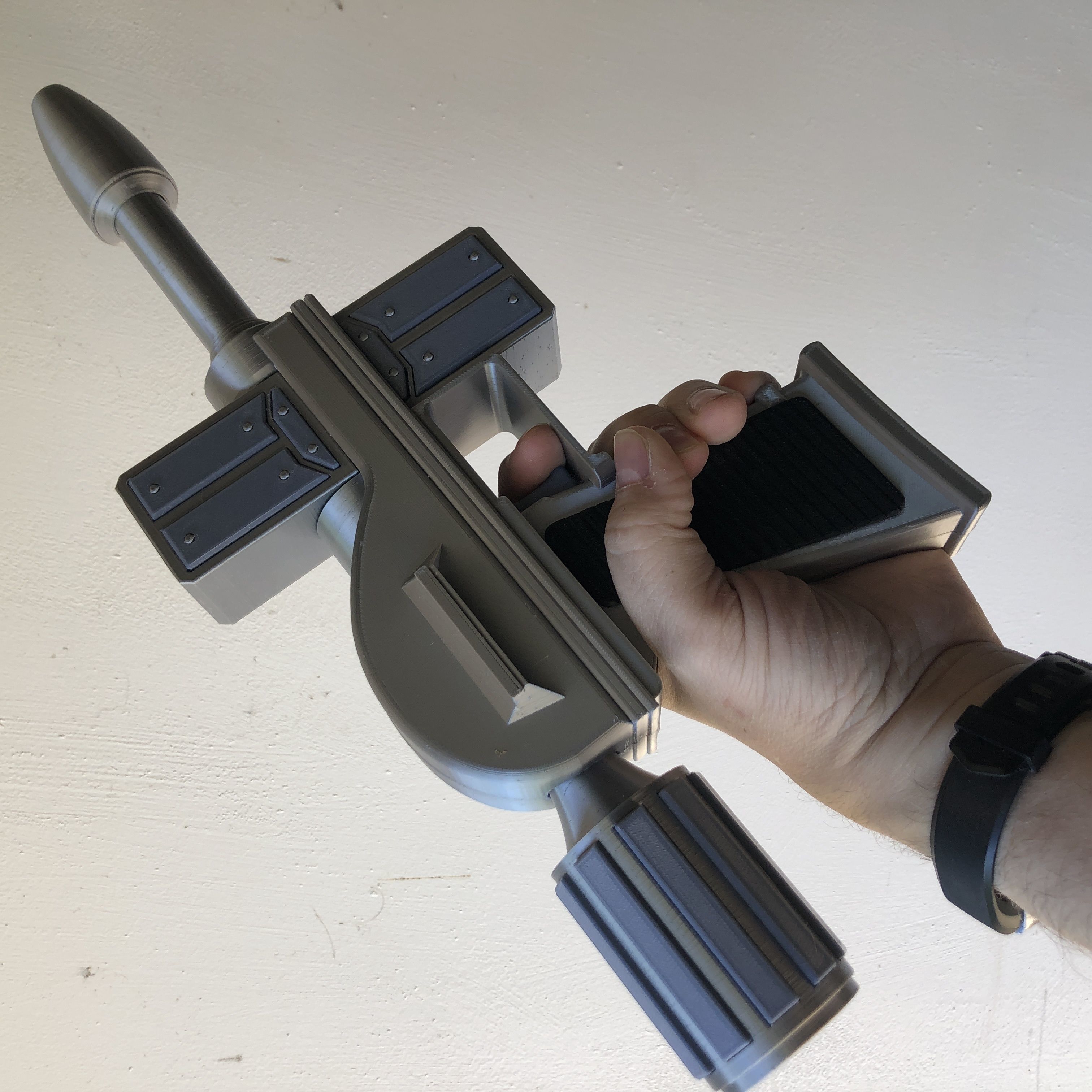 Judge Dredd Mk 1 Lawgiver Handgun 3D print model_3