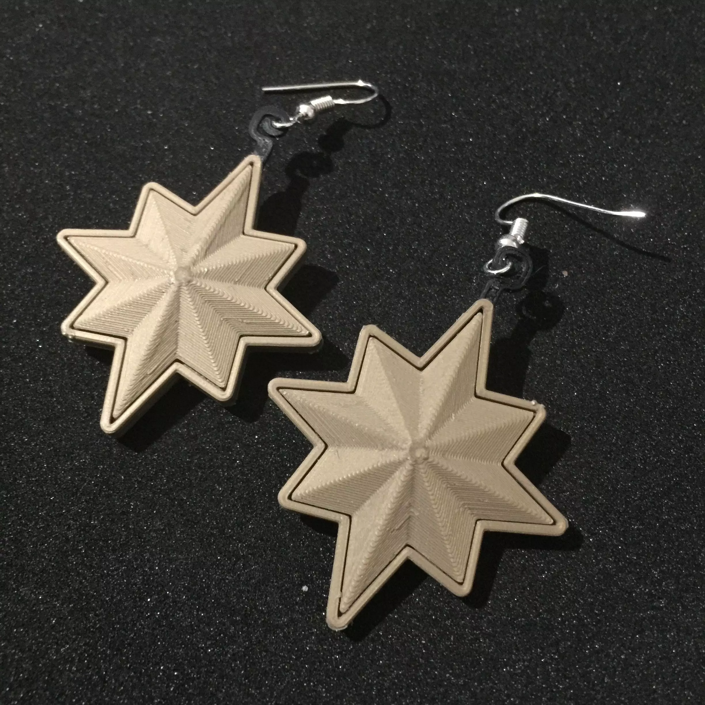 Captain Marvel Emblem Earrings Free 3D print model