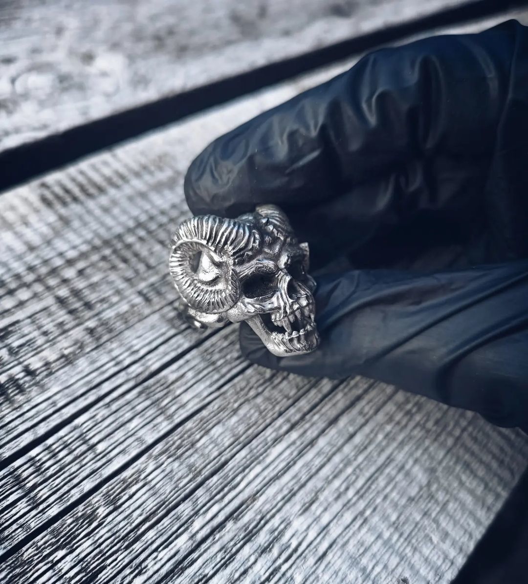 Skull ring with horns 3d model for 3d printing 3D print model 3D print model_4