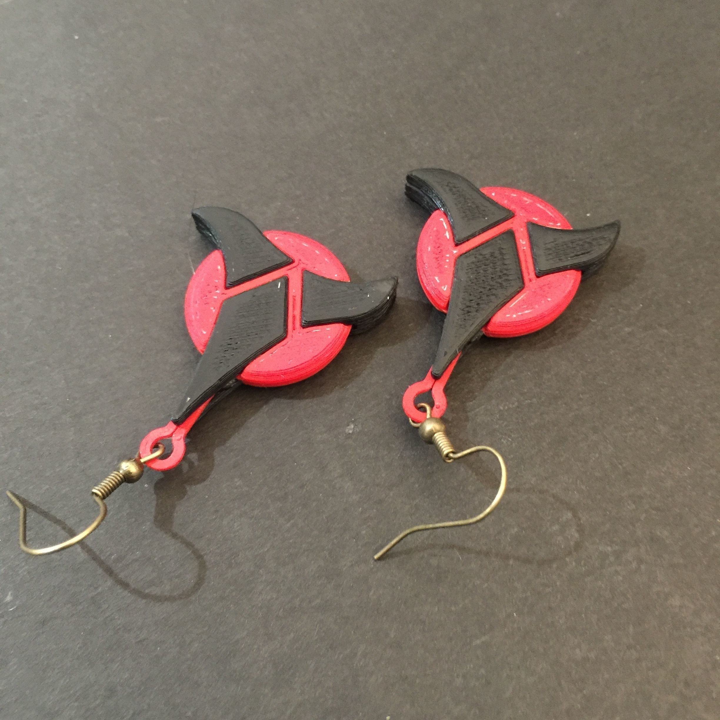 Klingon Imperial Trefoil Earrings 3D print model_3