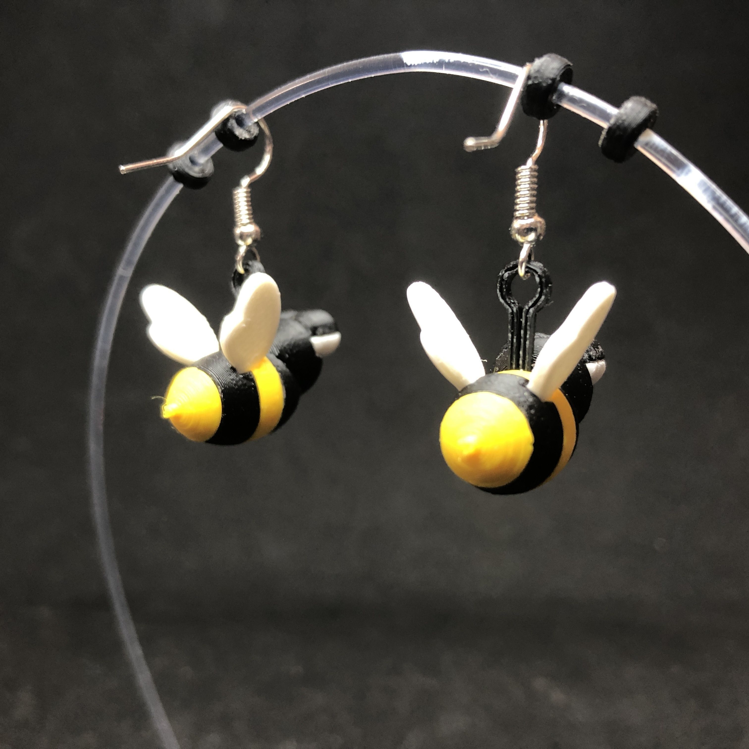 Lazy Bee Earrings and Presentation Box 3D print model_9