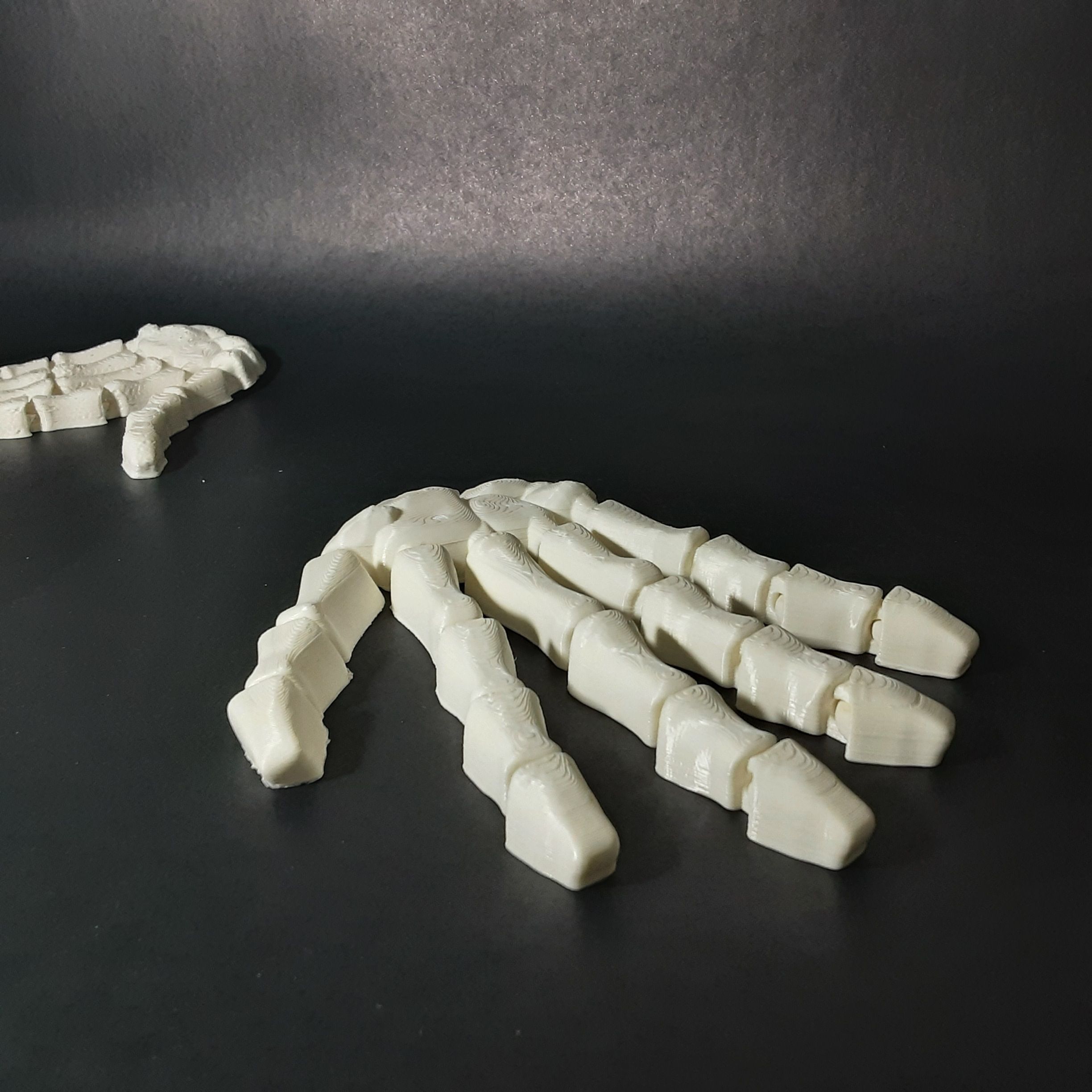 Skeleton hand flexible print-in-place no supports needed 3D print model_2