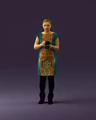 000976 woman in greenish dress with camera