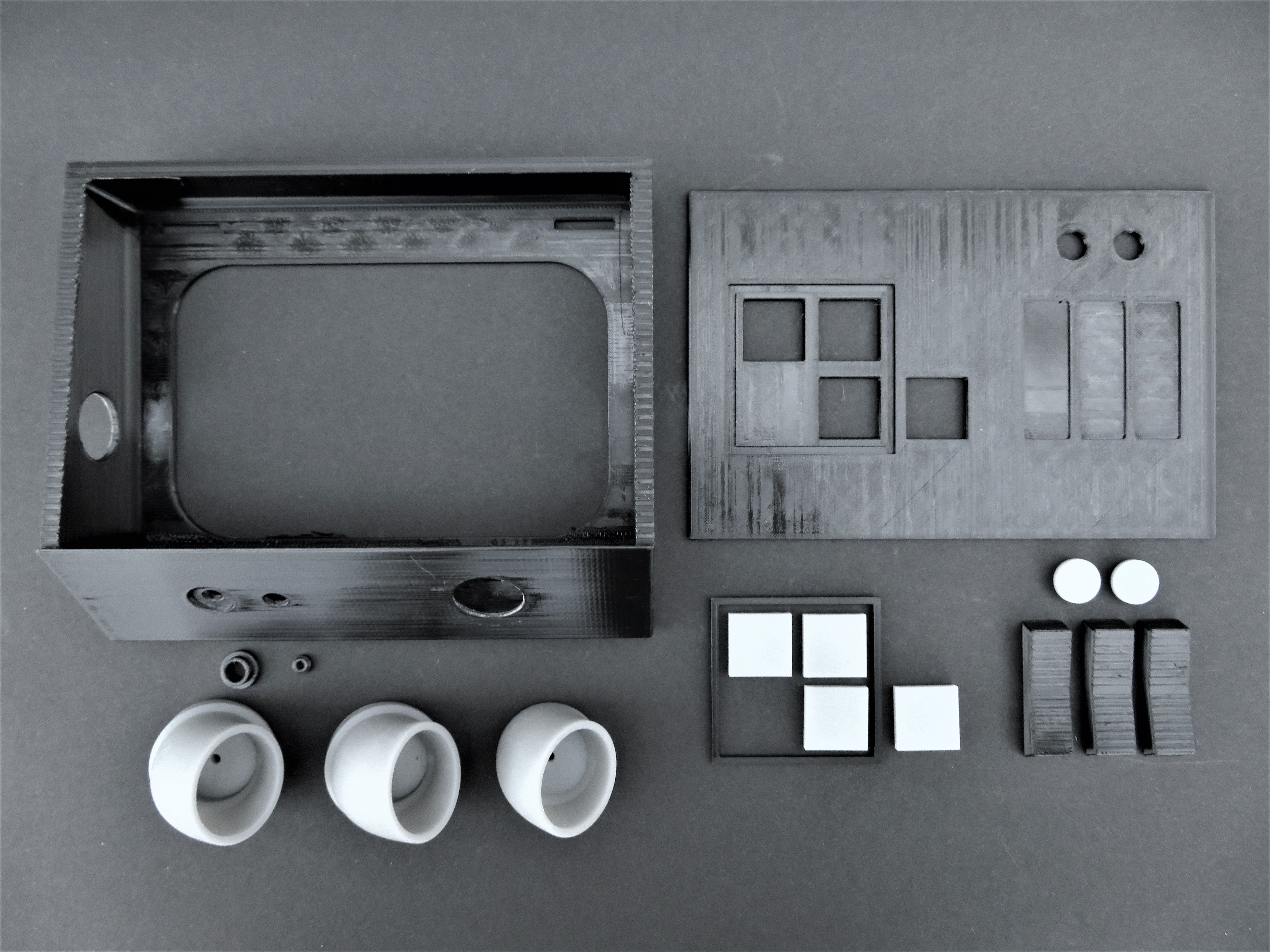 Star Wars - 181st Tie Pilot Type A Chest Box 3D print model_5