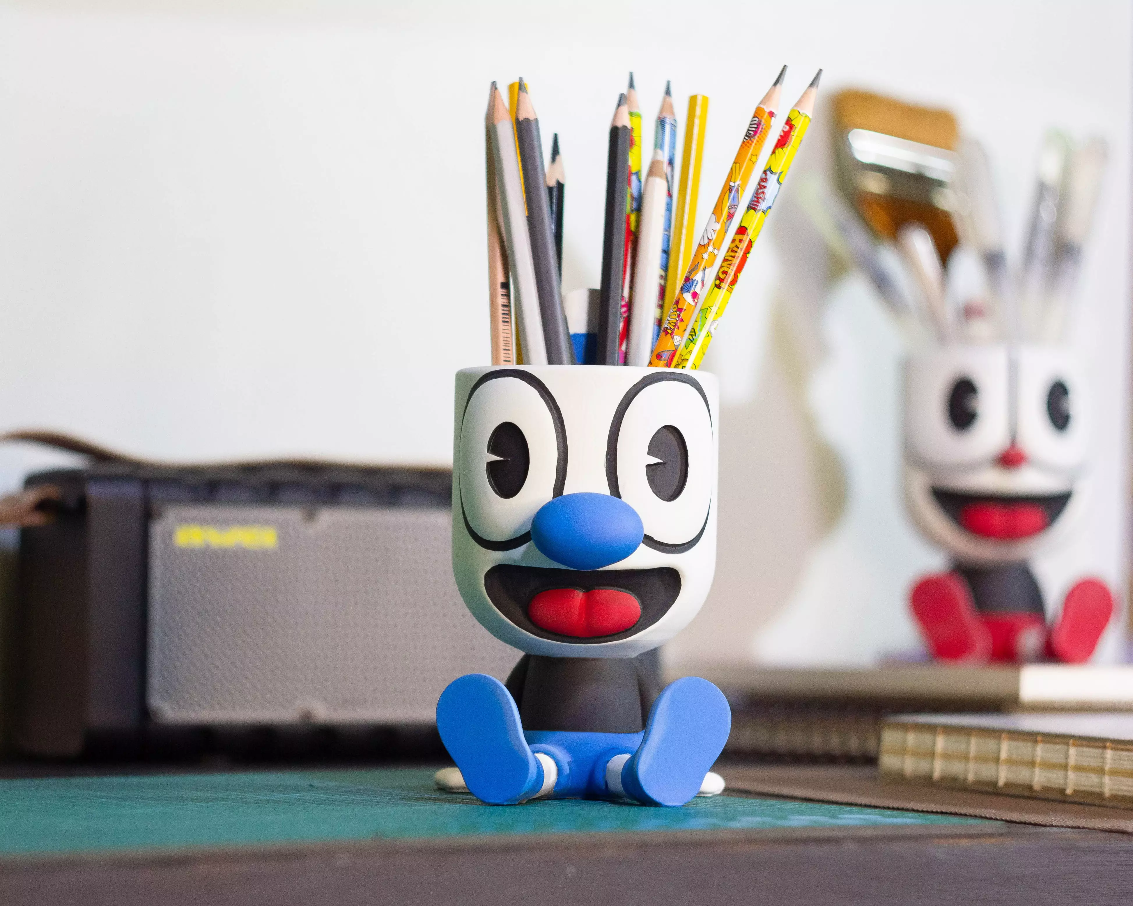 Mugman Flower Pot and Pen Holder 3D print model