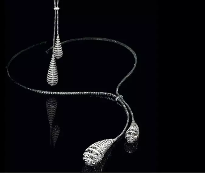 CG355 ball hanging from ceiling 3D print model_0