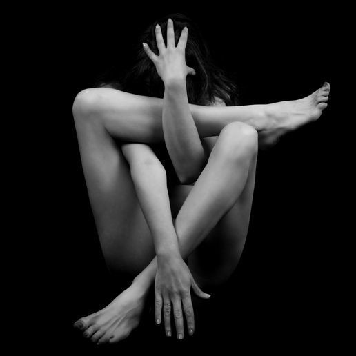 NUDE ART Black and White 3D print model_1