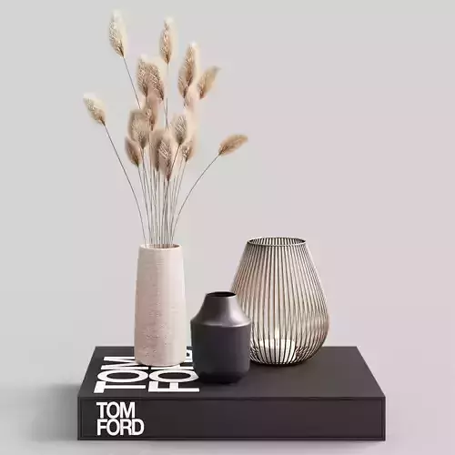 Decorative set with dried flowers