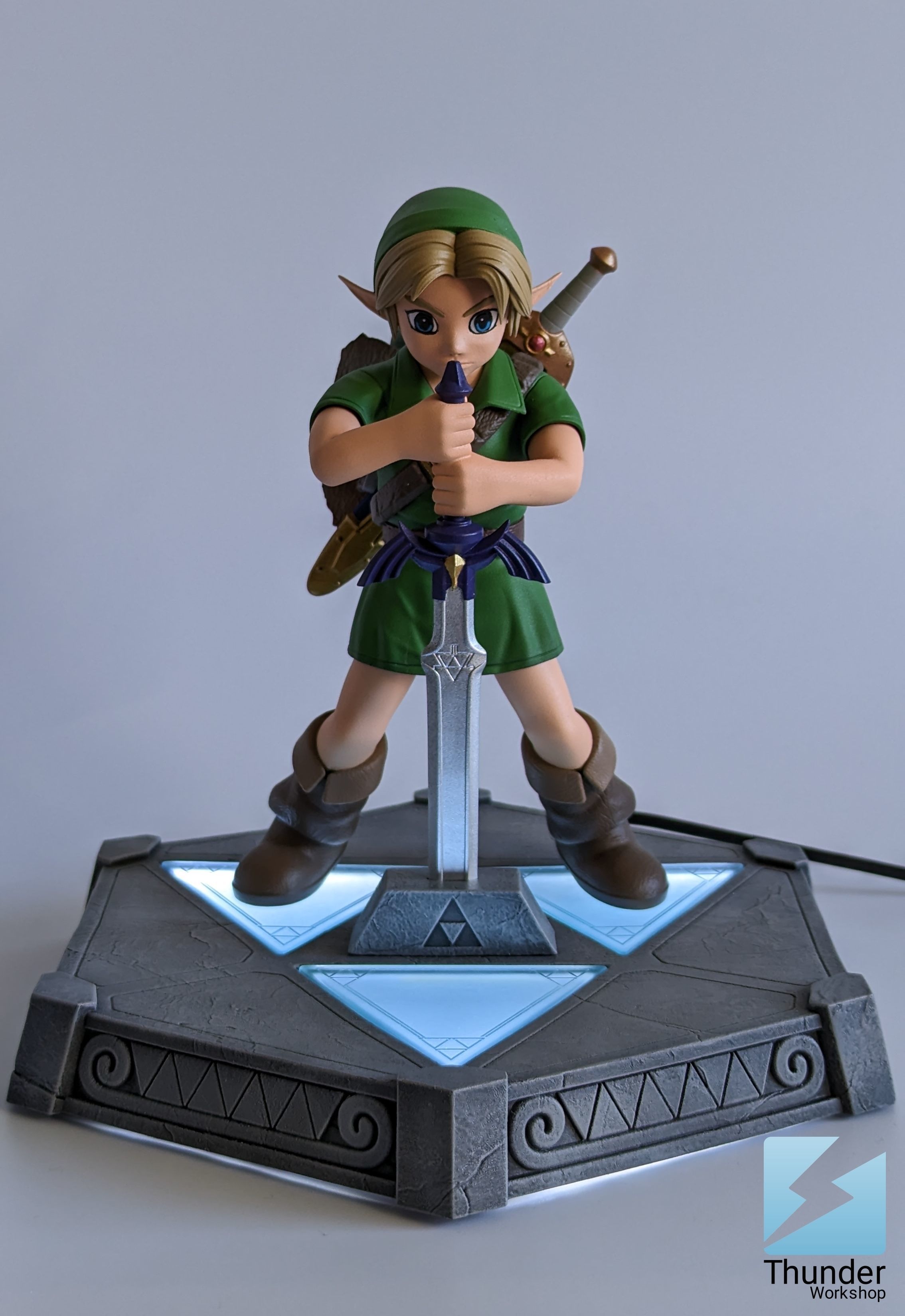 Zelda Ocarina Of Time Young Link - 3D PRINTABLE STATUE 3D print model_1