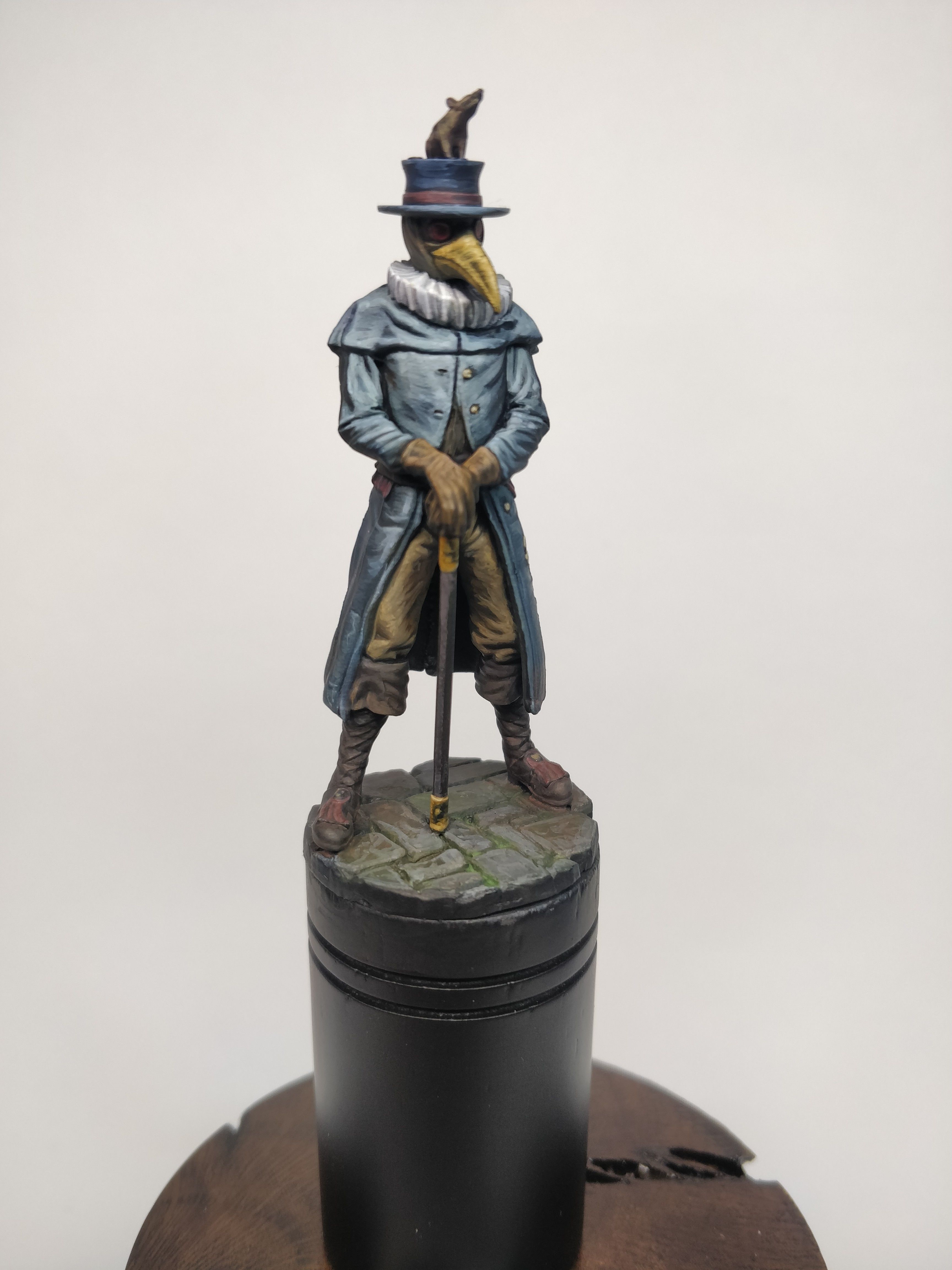 Plague doctor 32 and 54mm scale -Golden Heroes 3D print model_2