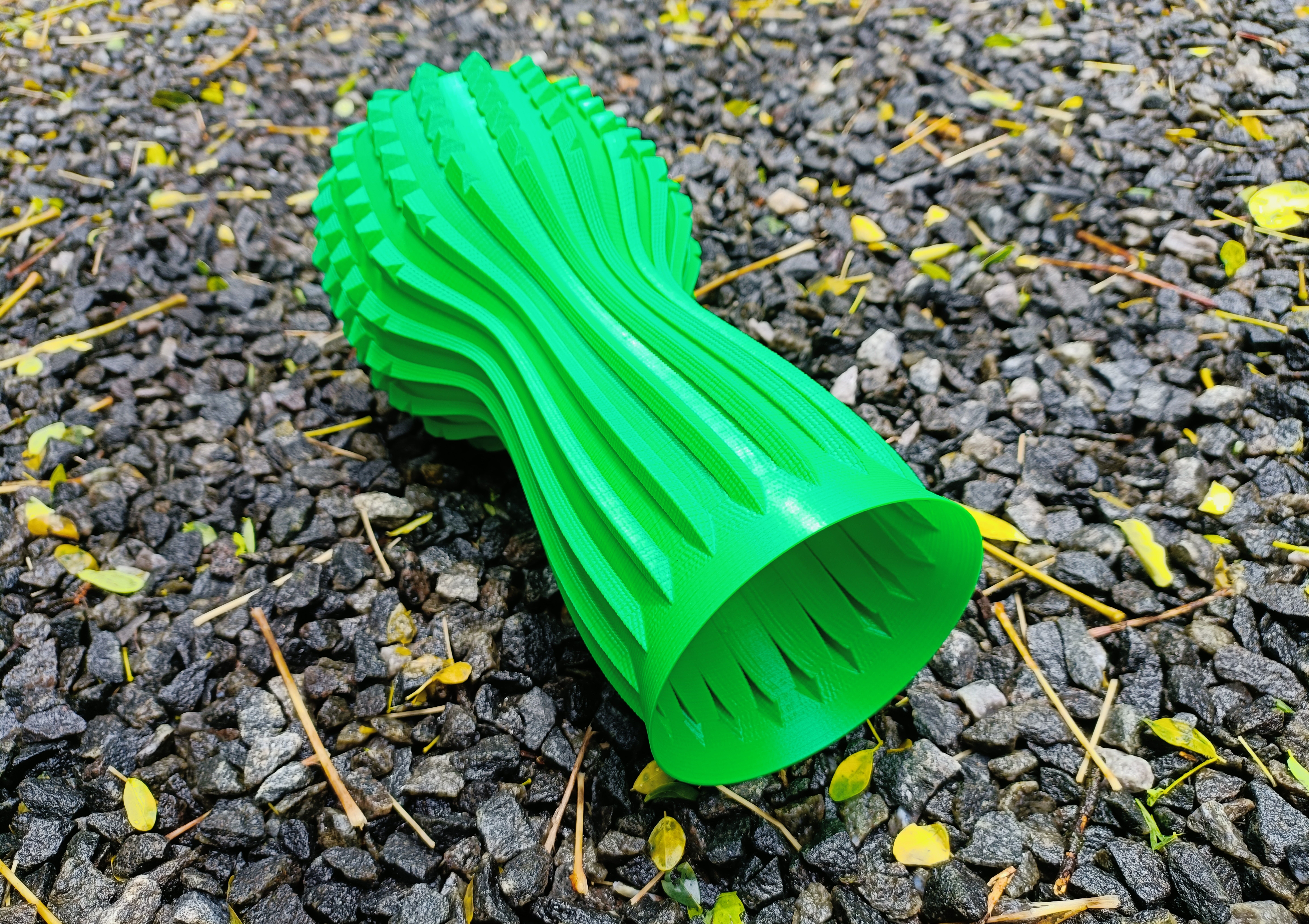 Futuristic Vase V010 3D print model_3