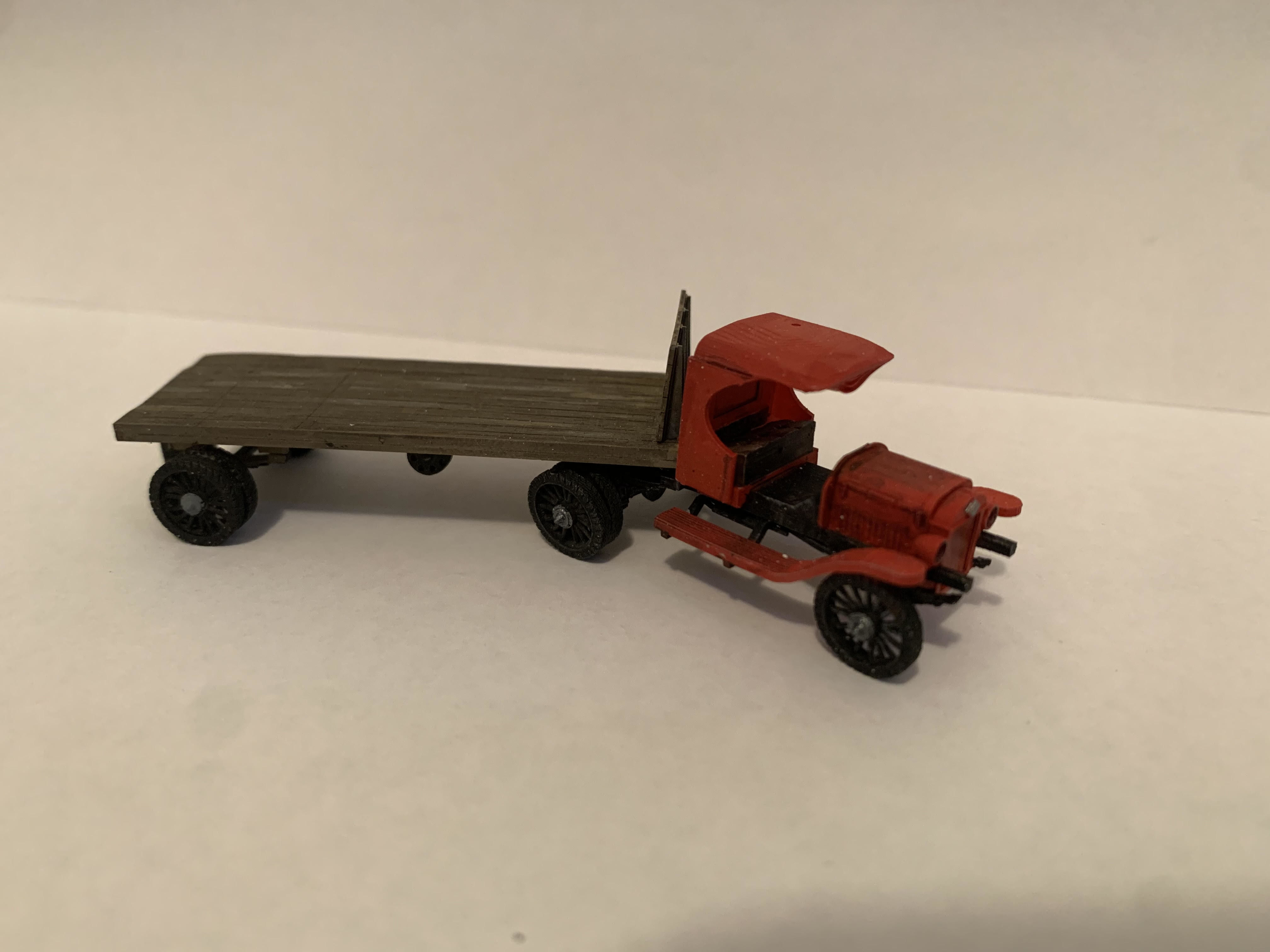 HO Scale 1920s Truck and Flatbed Trailer 3D print model_2