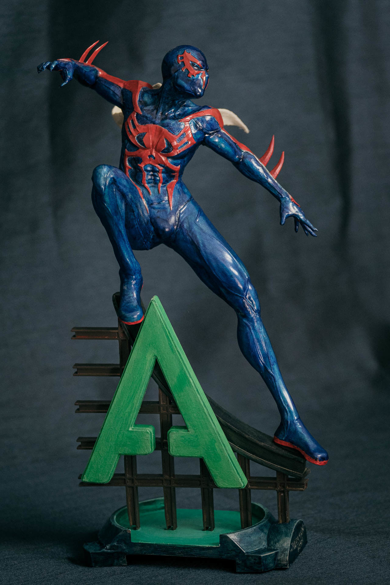 Spider-Man 2099 Statue 3D print model_6