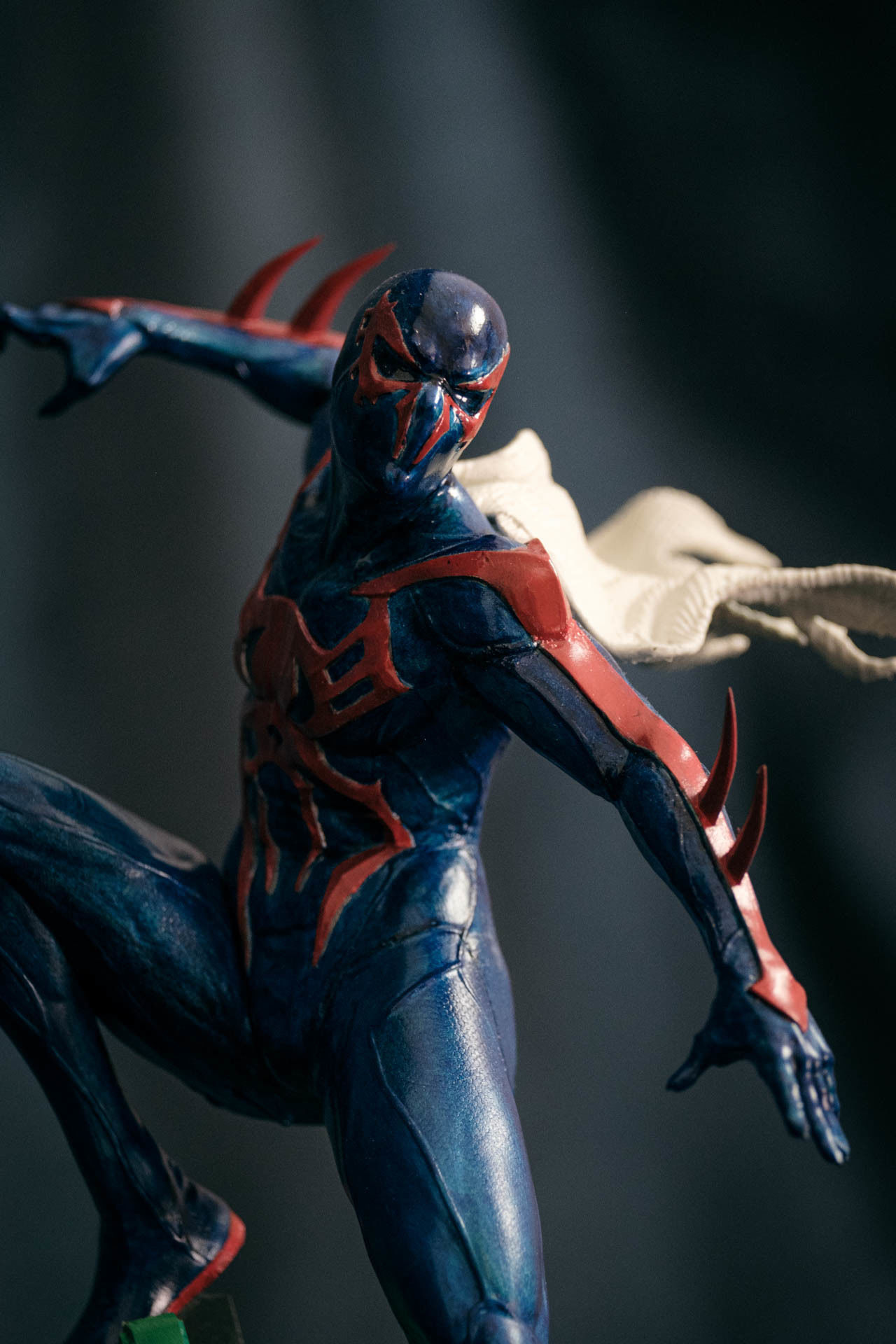 Spider-Man 2099 Statue 3D print model_8