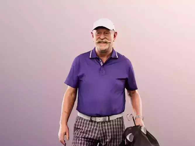 Eddie 12916 - Standing Best Ager Man With Golfbag