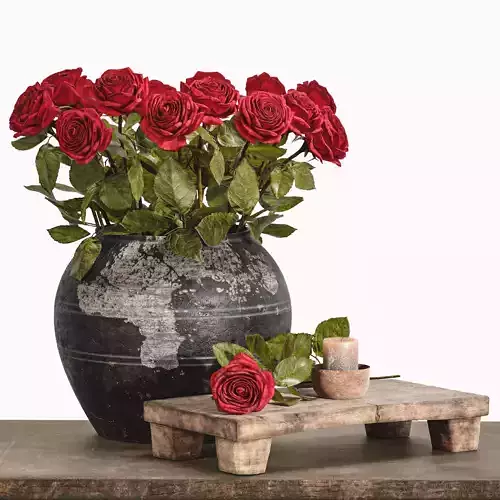 Decorative set with a bouquet of red roses
