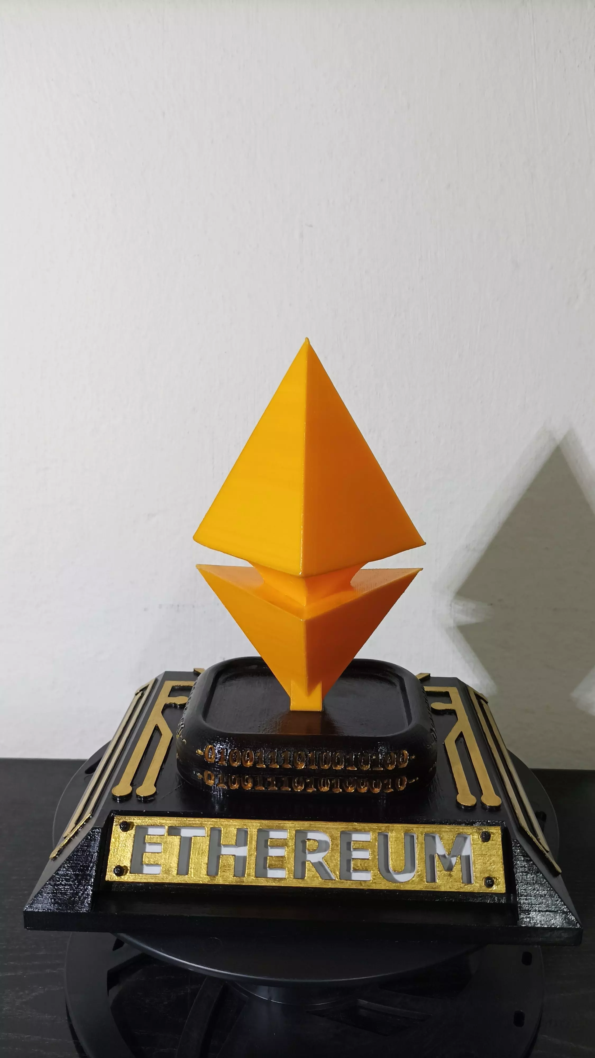 estatua etherium 3D print model