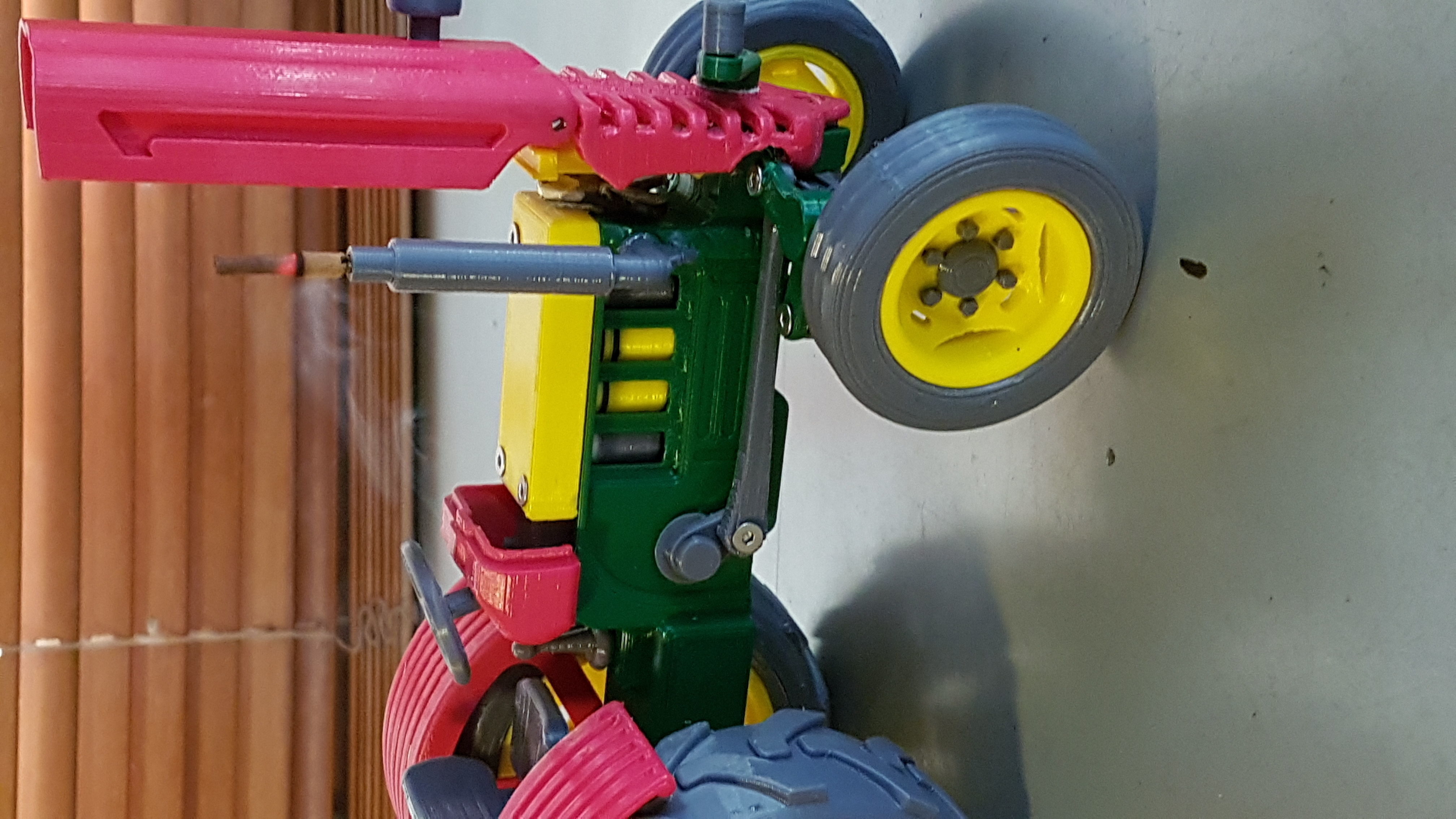 A TRACTOR WITH A ROTATING ENGINE 3D print model_8