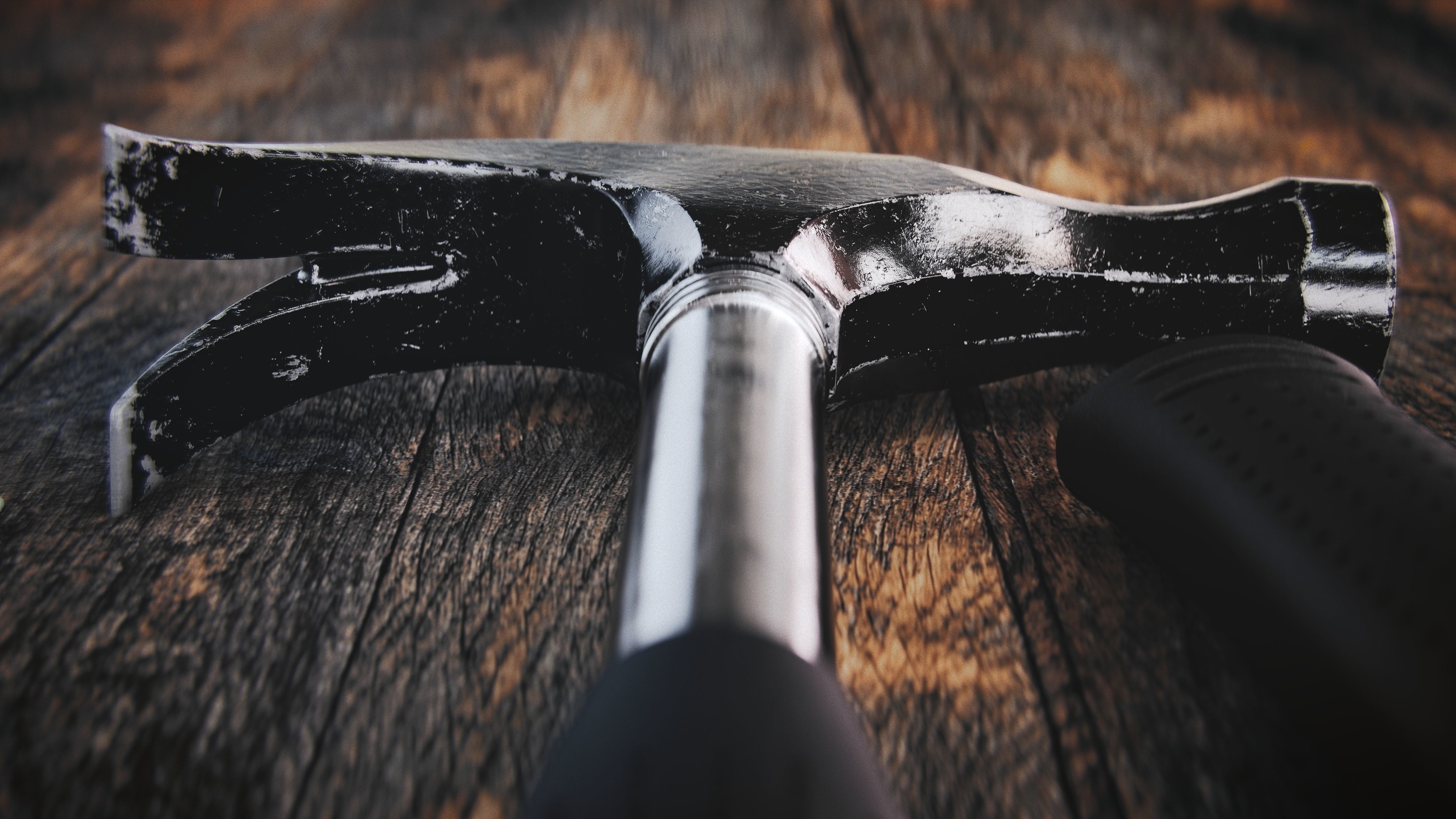 High Quality Worn Hammer 3D model_7