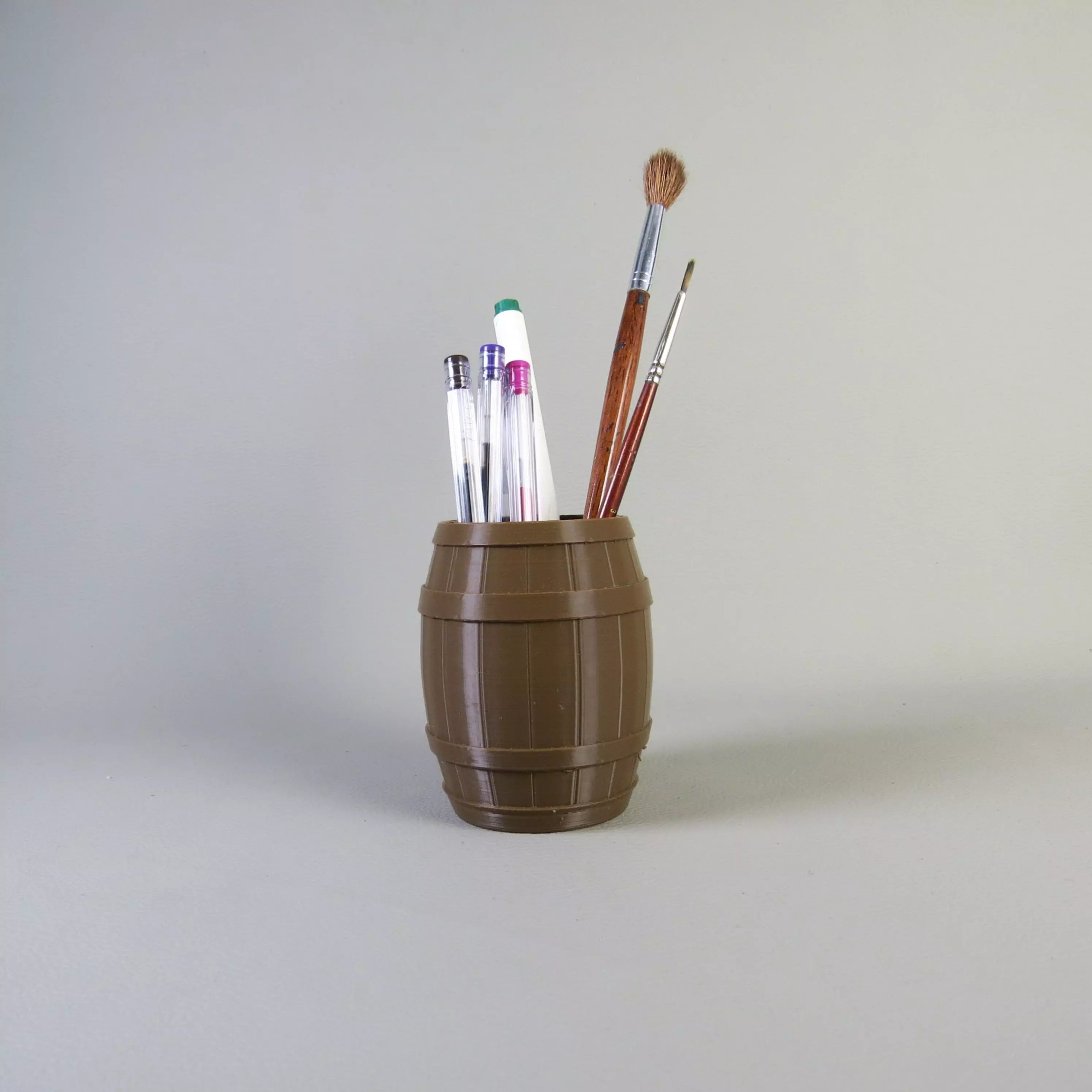 WOODEN BEER BARREL PEN HOLDER Free 3D print model