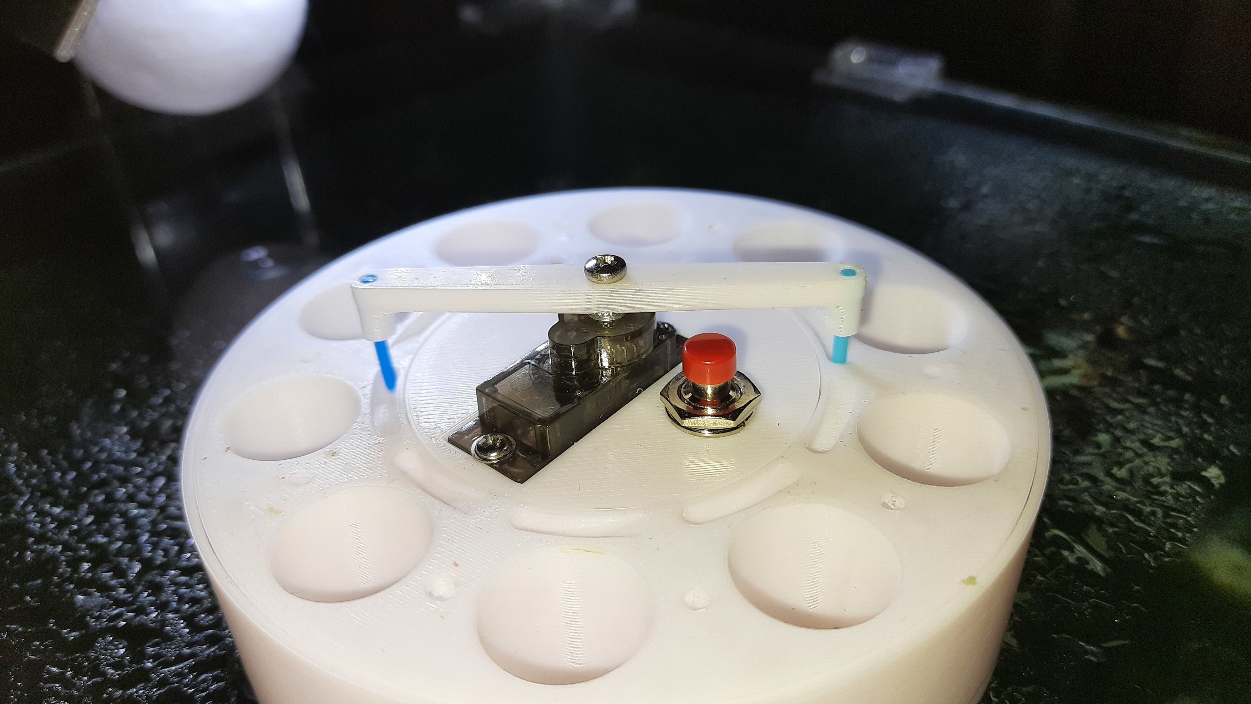 Automatic feeder 3D print model_4