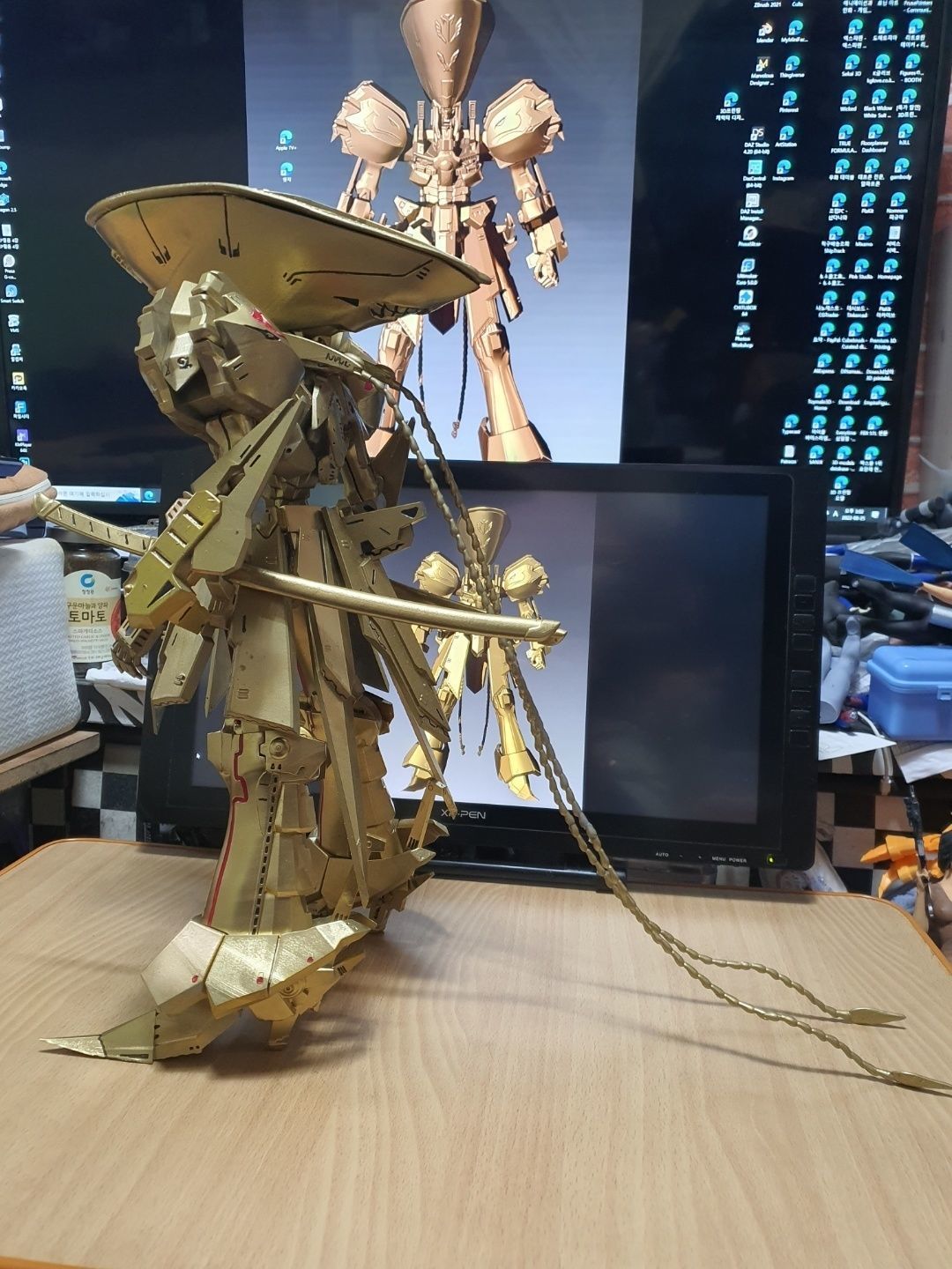 KNIGHT of GOLD 3D print model_7