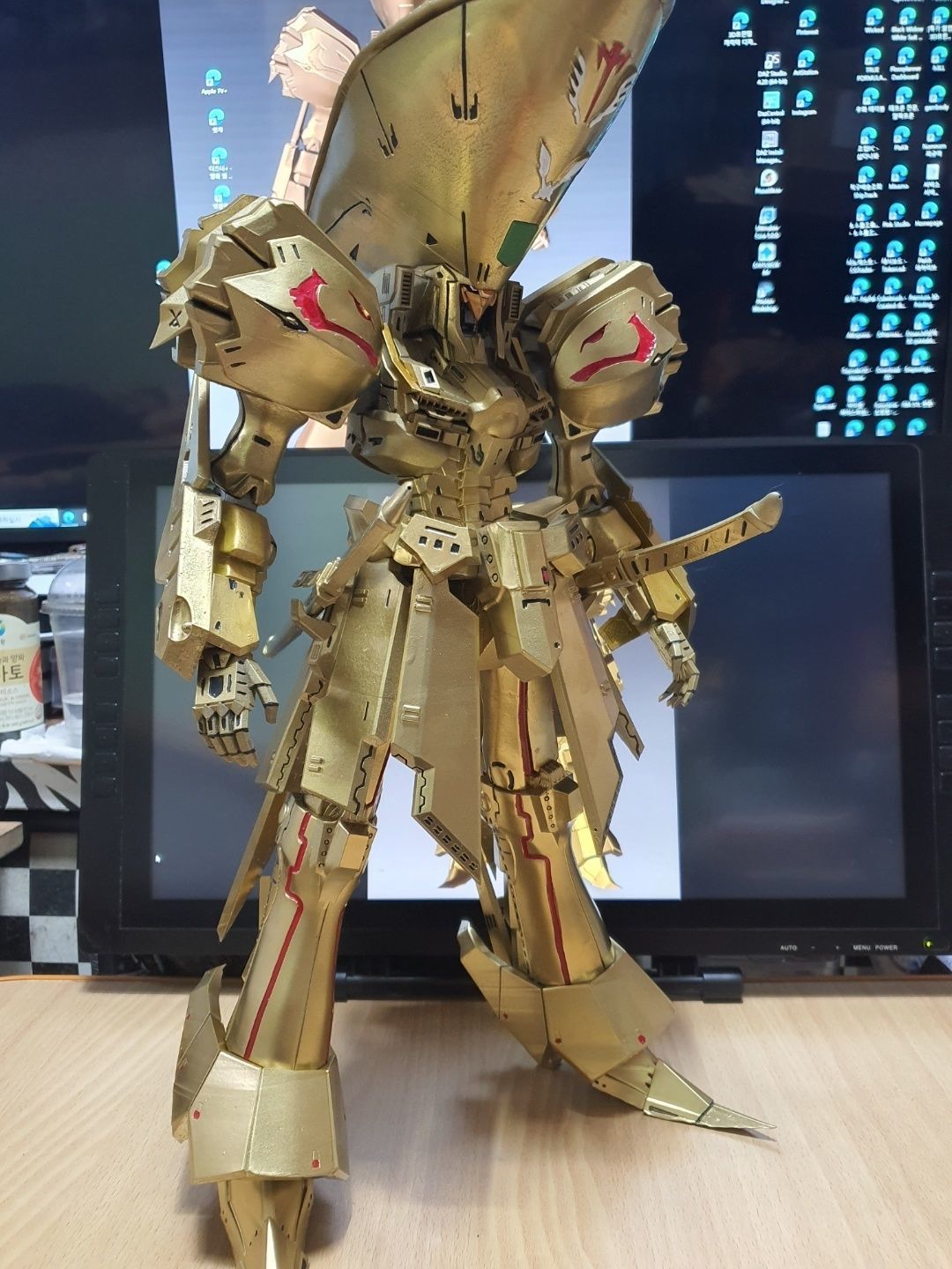 KNIGHT of GOLD 3D print model_9