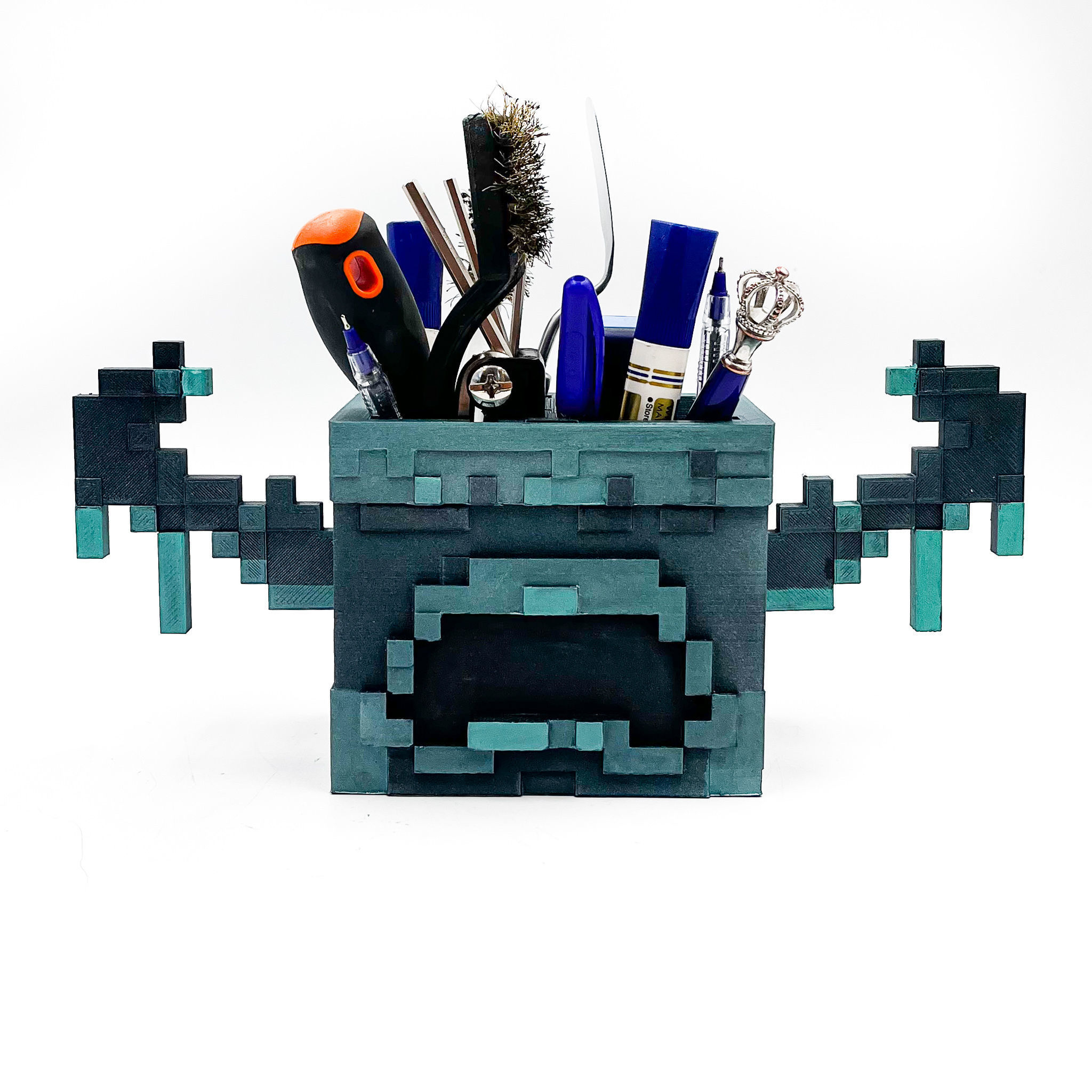 Minecraft Warden Pen Holder Desk Organizer Tool Holder  3D print model_7