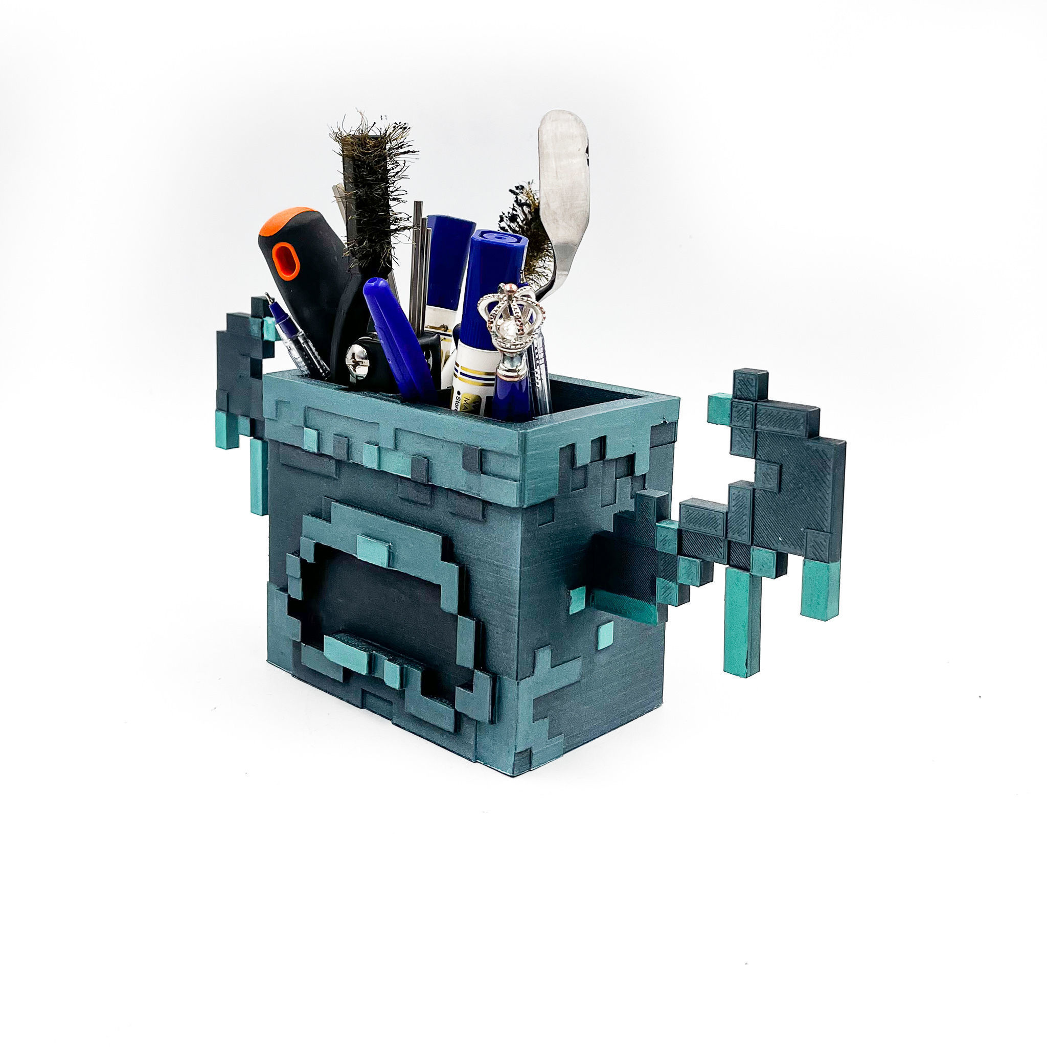 Minecraft Warden Pen Holder Desk Organizer Tool Holder  3D print model_16