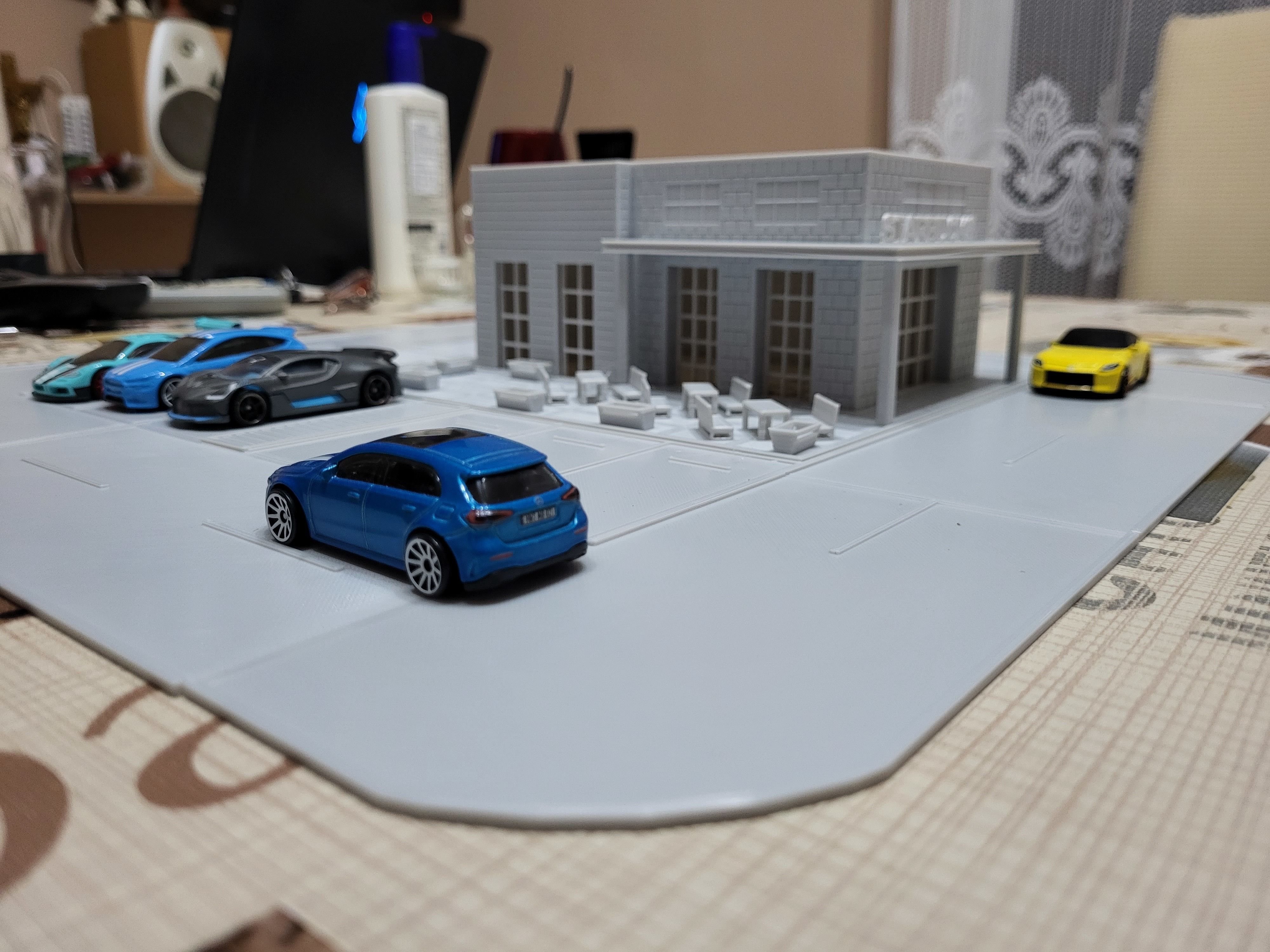 Starbucks diorama 3D print model_4