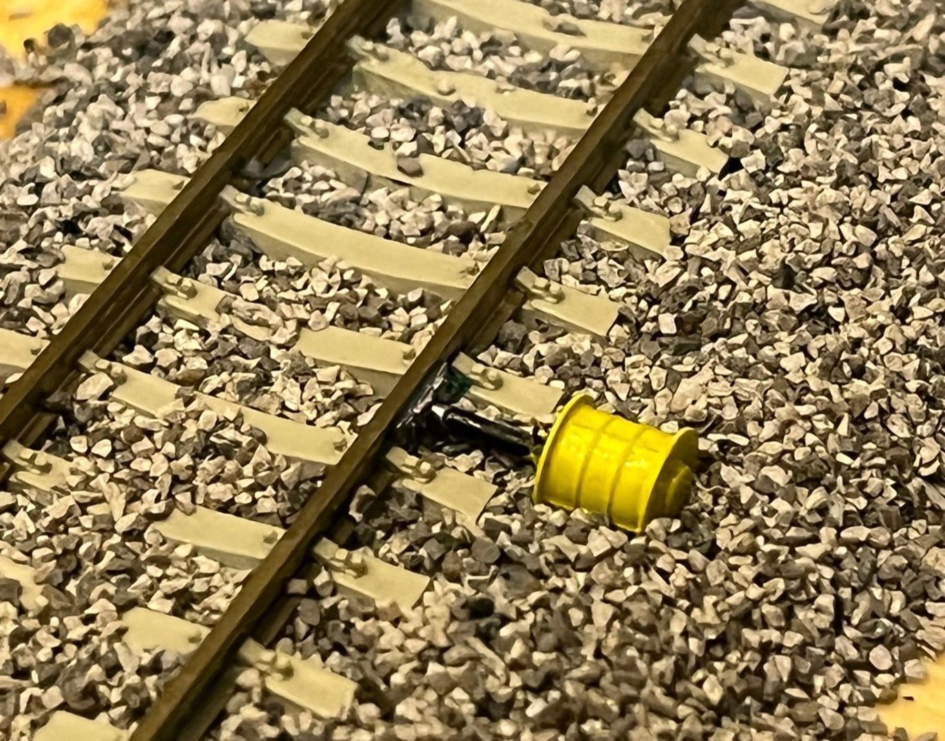 Model Railway - Flange Lubrication and Reservoir 3D print model_4