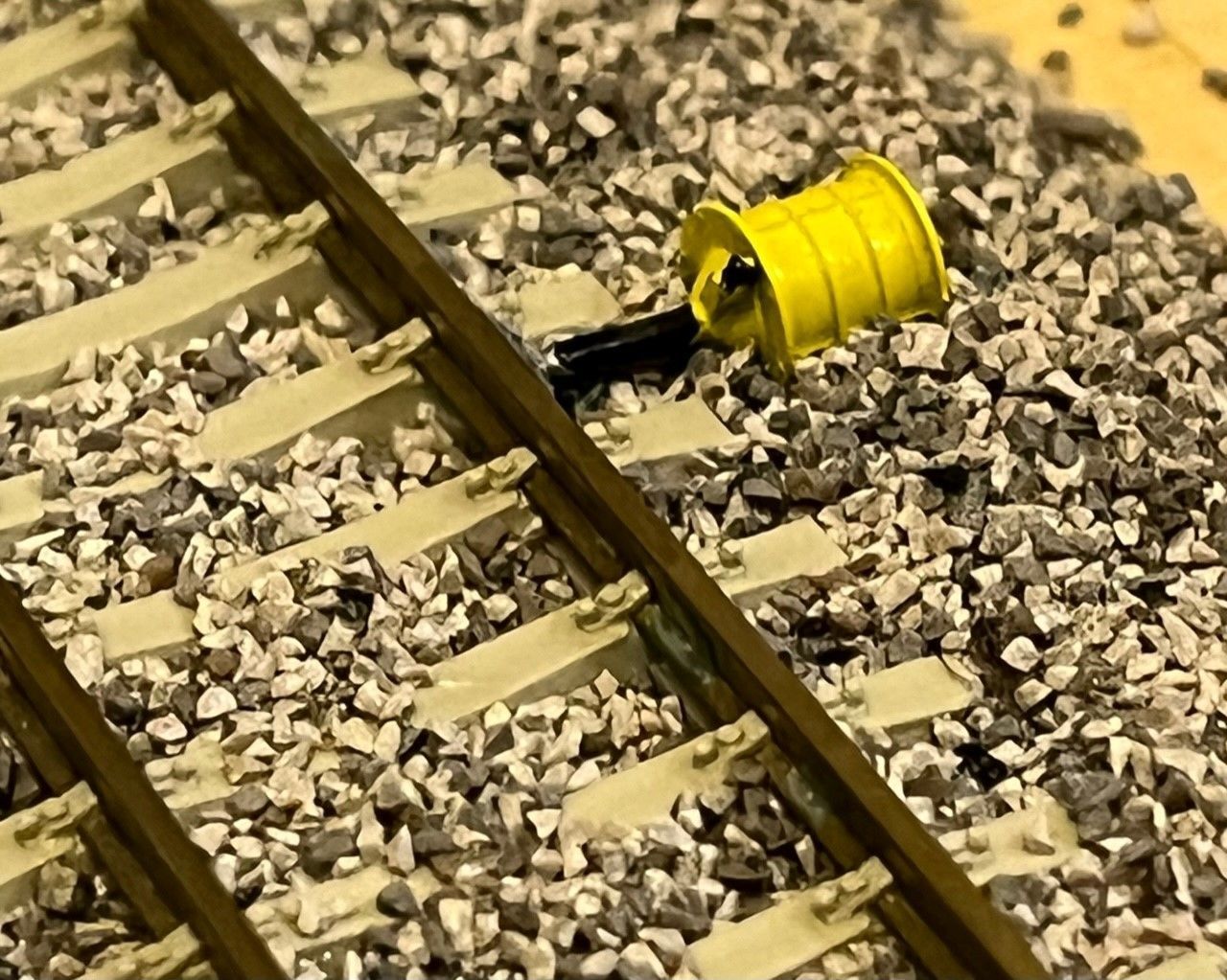 Model Railway - Flange Lubrication and Reservoir 3D print model_5