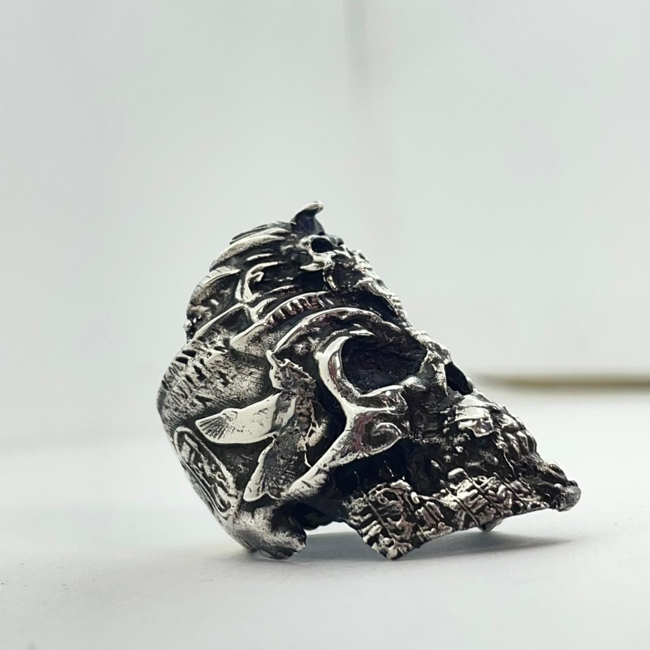 The Pharoh skull ring 3D print model_6