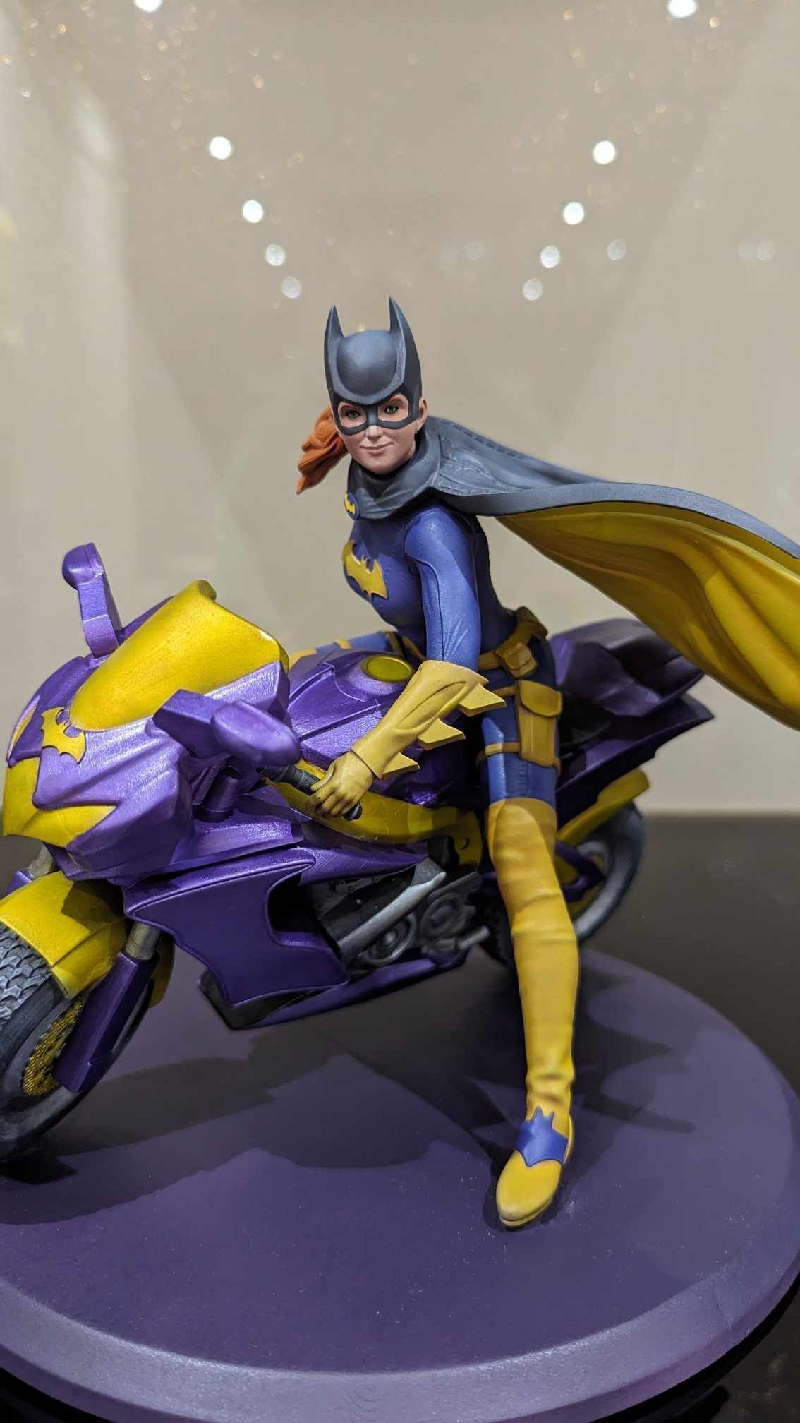 BATGIRL AND HER BIKE 3D print model_1