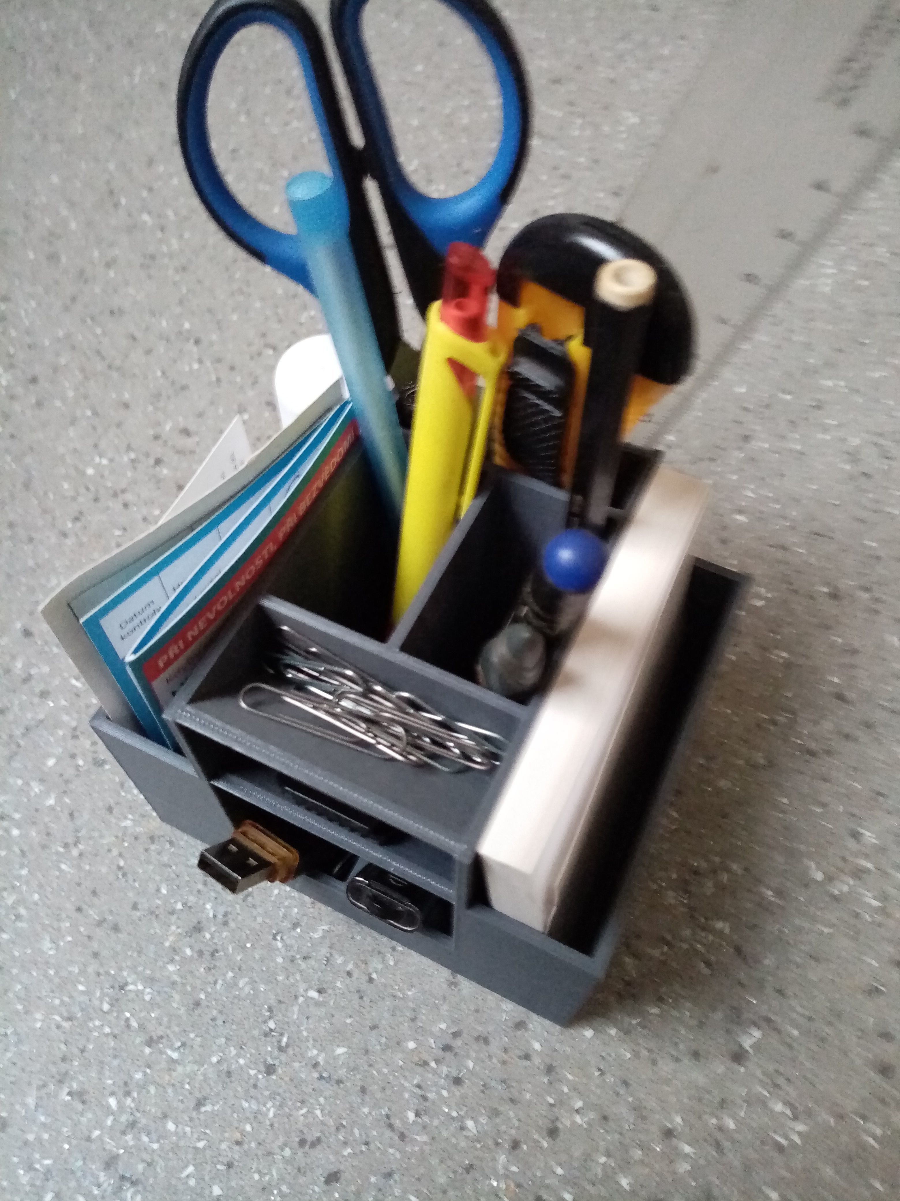 Pencil stand holder easy printable 3D print model_13