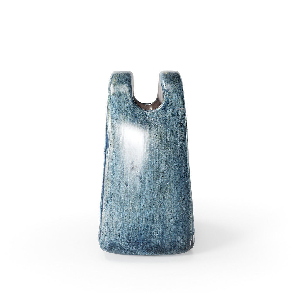 Small vintage vase 3D model_4